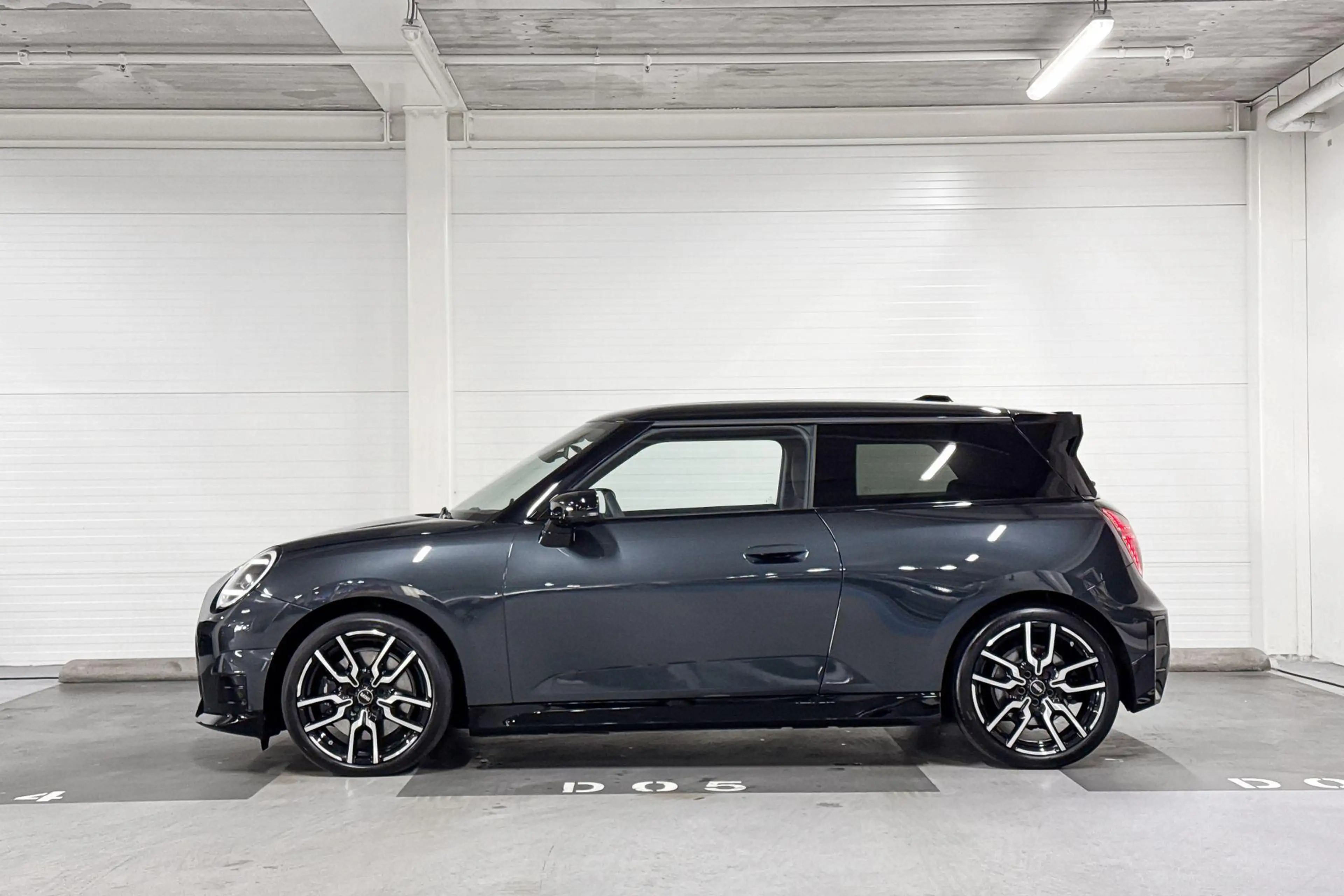 MINI John Cooper Works E 3-Deurs Cooper M 40.7 kWh — photo 2
