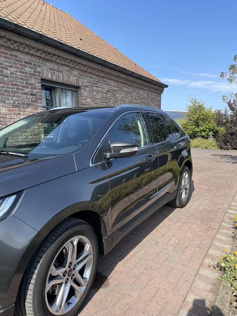 Ford Edge 2.0 TDCi Bi-Turbo 4x4 Titanium Grijs - 2