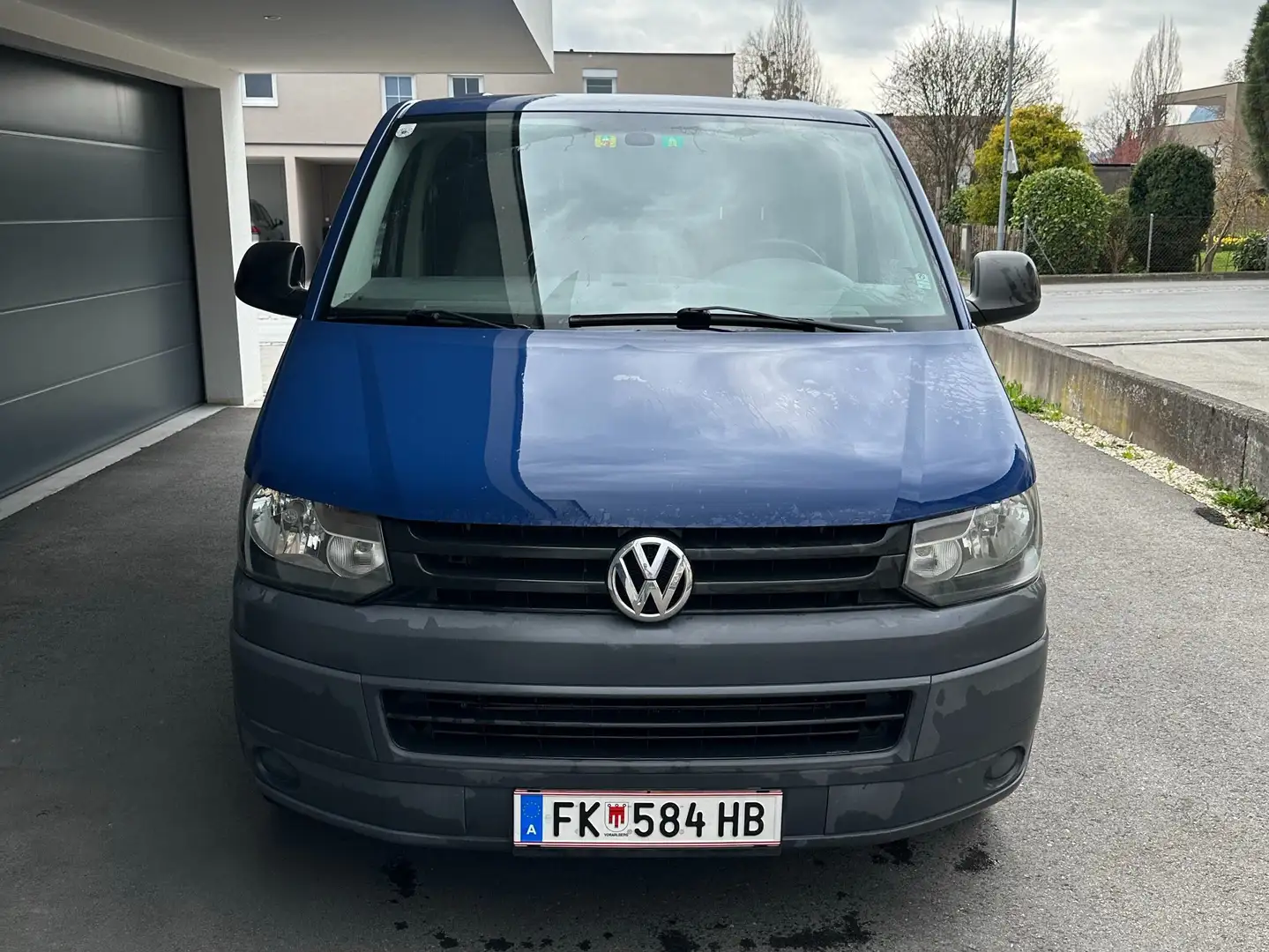 Volkswagen T5 Azul - 2