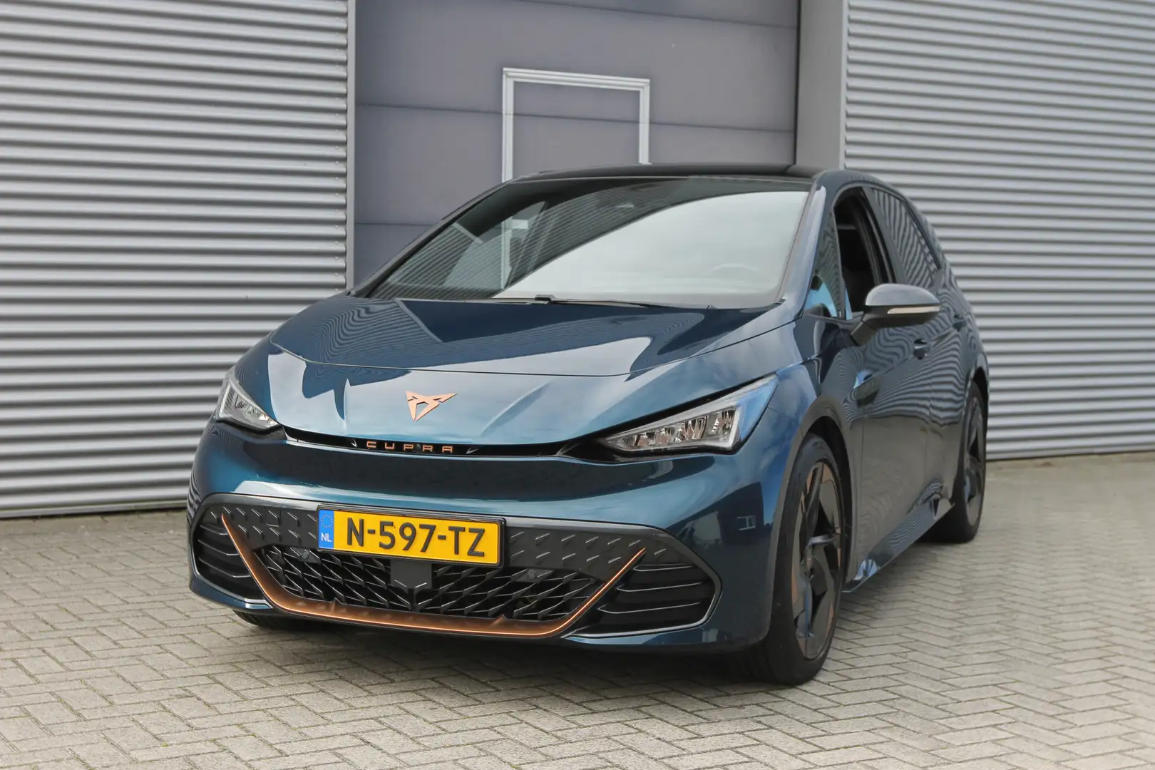 CUPRA Born Copper Edition One 62 kWh I Pano.dak I Carplay I C Blauw - 2