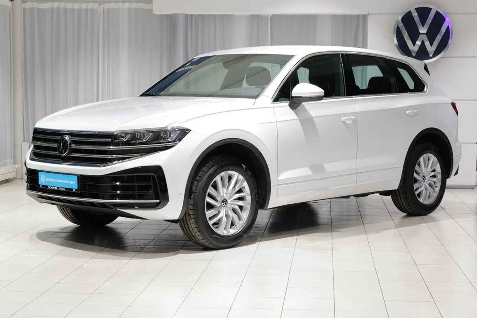 Volkswagen Touareg 3.0TDI Facelift Elegance StdHz HdMatrix Weiß - 2