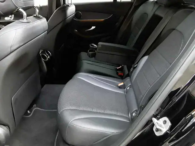 Mercedes-Benz GLC view 13