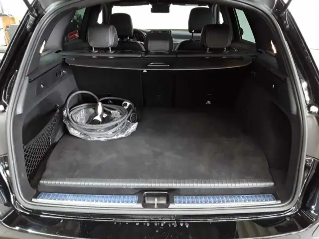 Mercedes-Benz GLC view 15