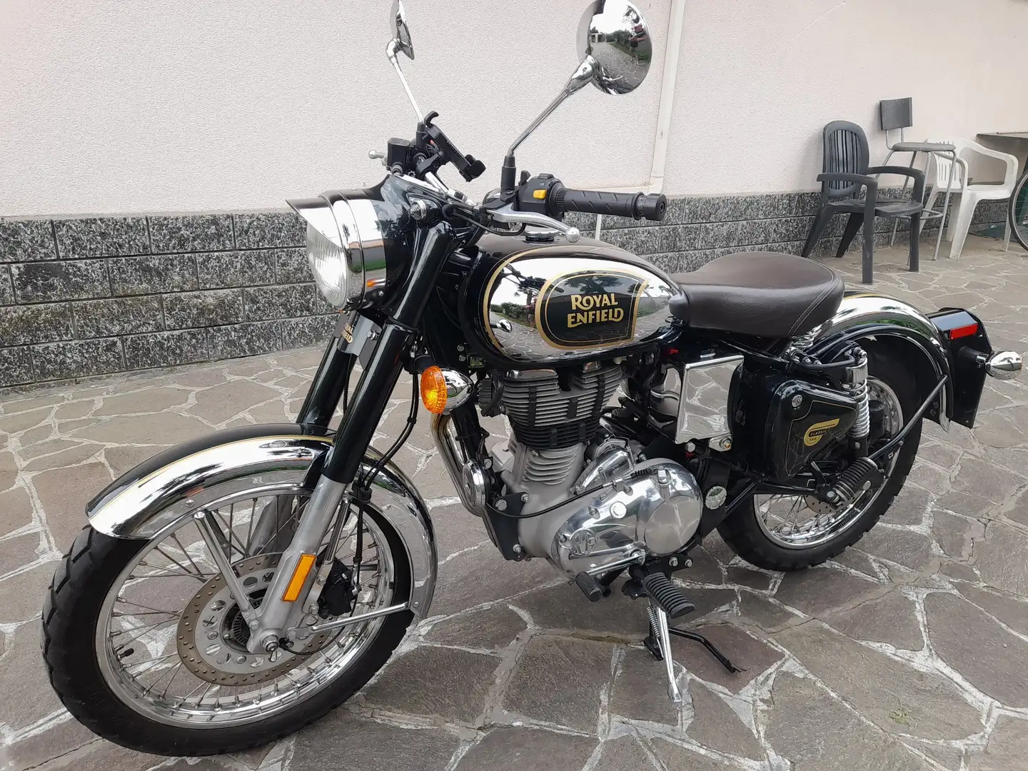 Royal Enfield Classic Verde - 2