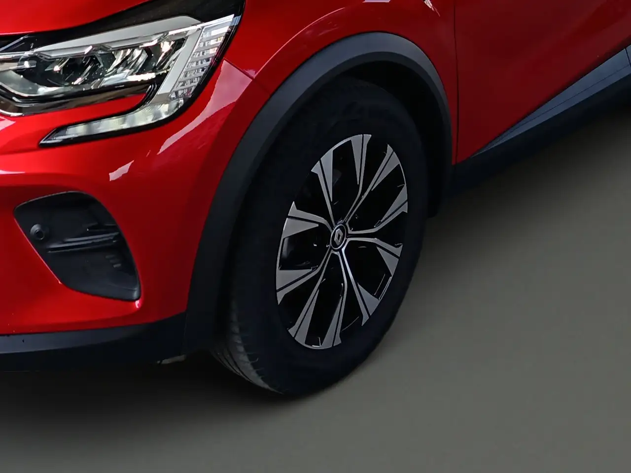 Renault Captur Limited TCe 90 11