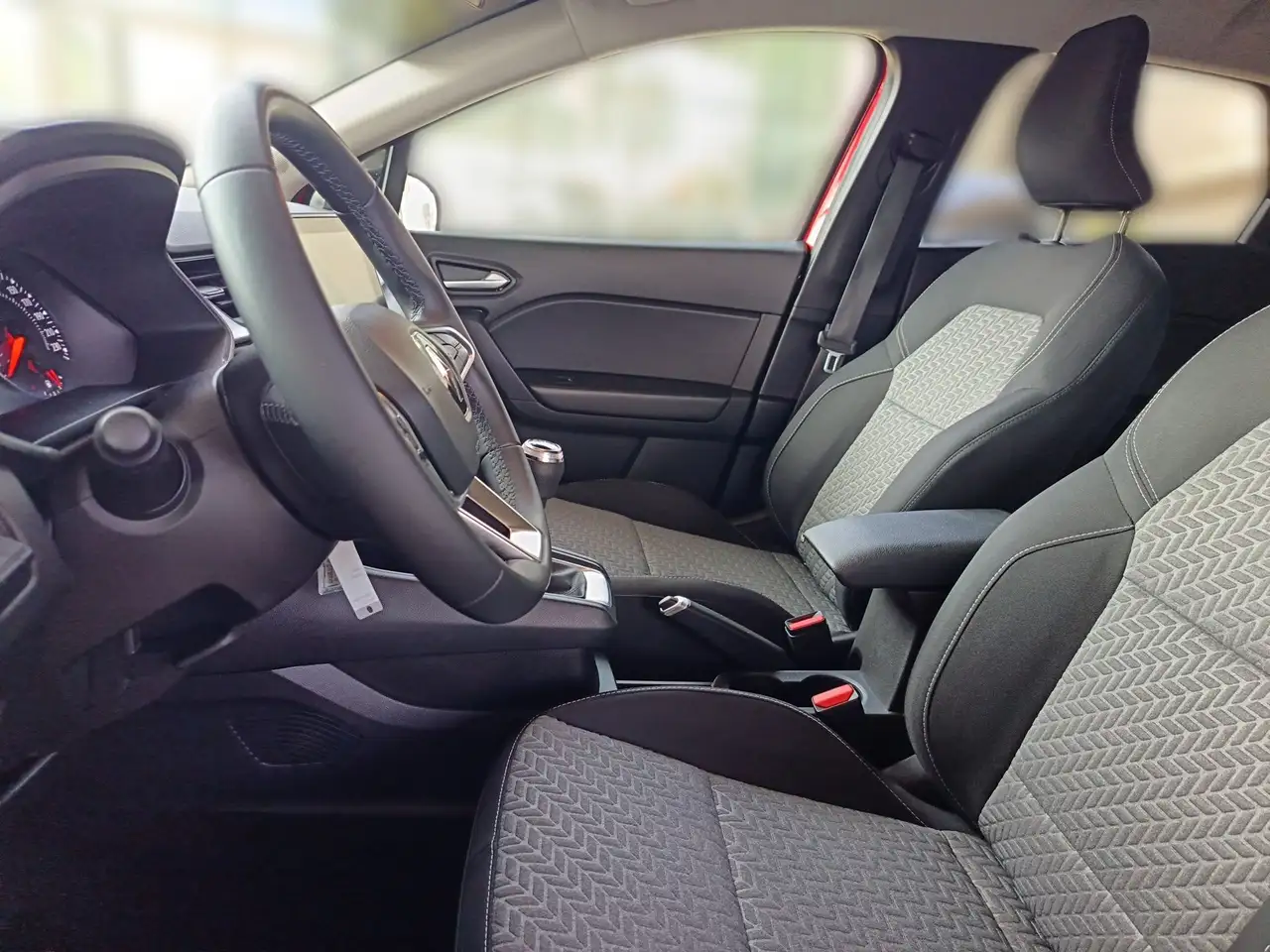Renault Captur Limited TCe 90 16