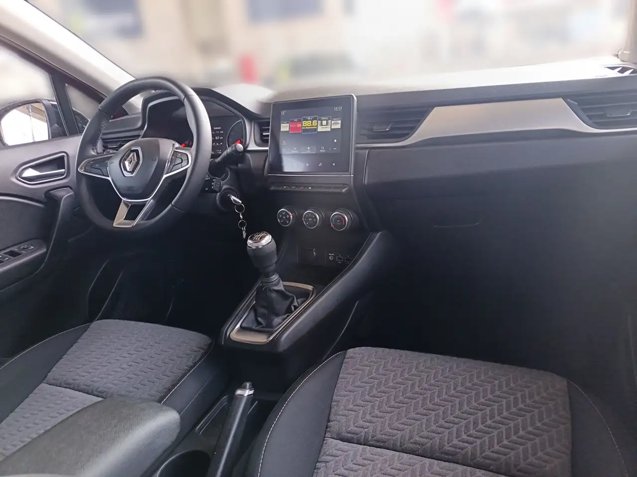Renault Captur Limited TCe 90 24