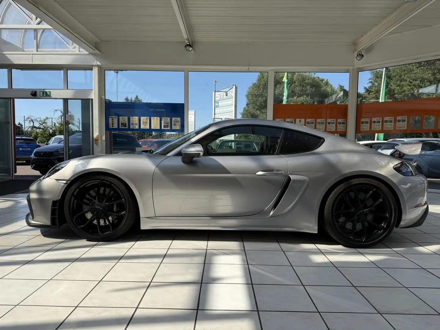 Porsche Cayman 718 GT4 CLUBSPORT*CHRONO*PADM*VTS* Silber - 2