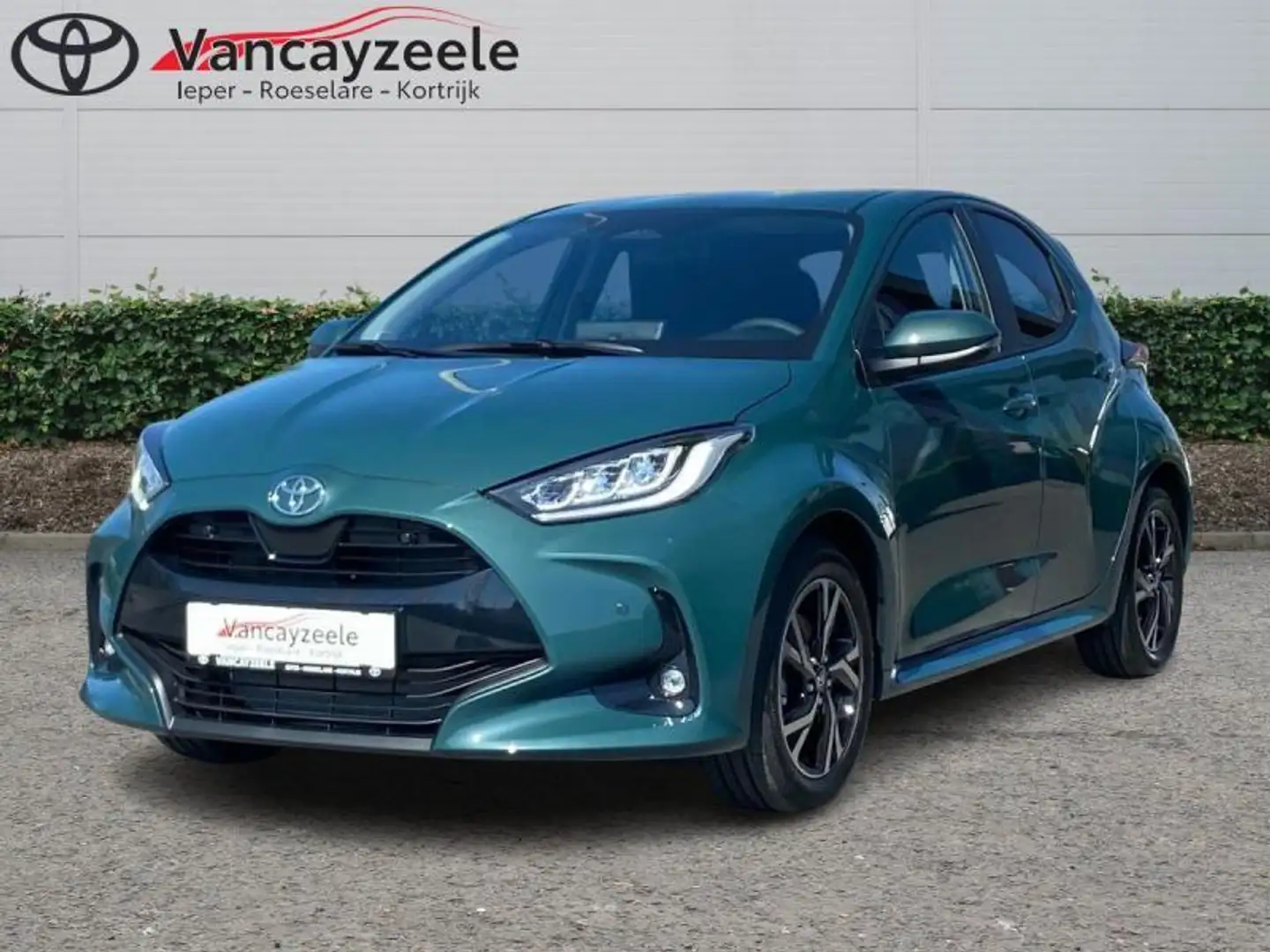 Toyota Yaris Iconic+Hi-techpack+cam+nav+sen Gris - 1