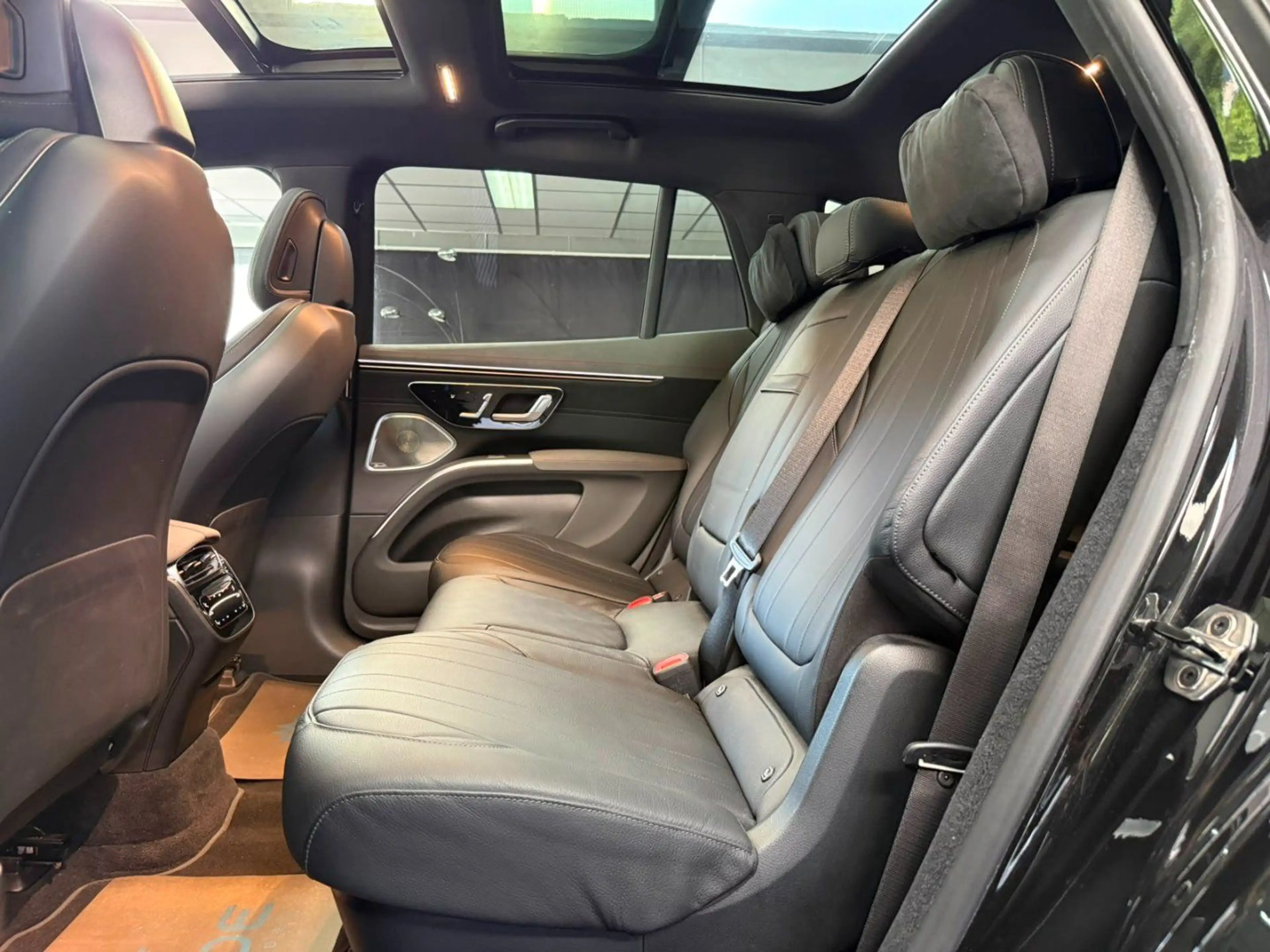 Mercedes-Benz EQS SUV EQS-Klasse EQS 450 AMG Line 4Matic — photo 7