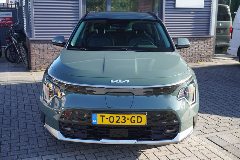 Kia e-Niro EV DynamicLine 64.8 kWh / ACC / Carplay / Camera — photo 11