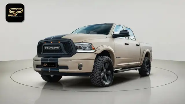 Dodge RAM V8 5.7 HEMI 401 CH 4X4 PUNISHER OFFROAD NIGHT