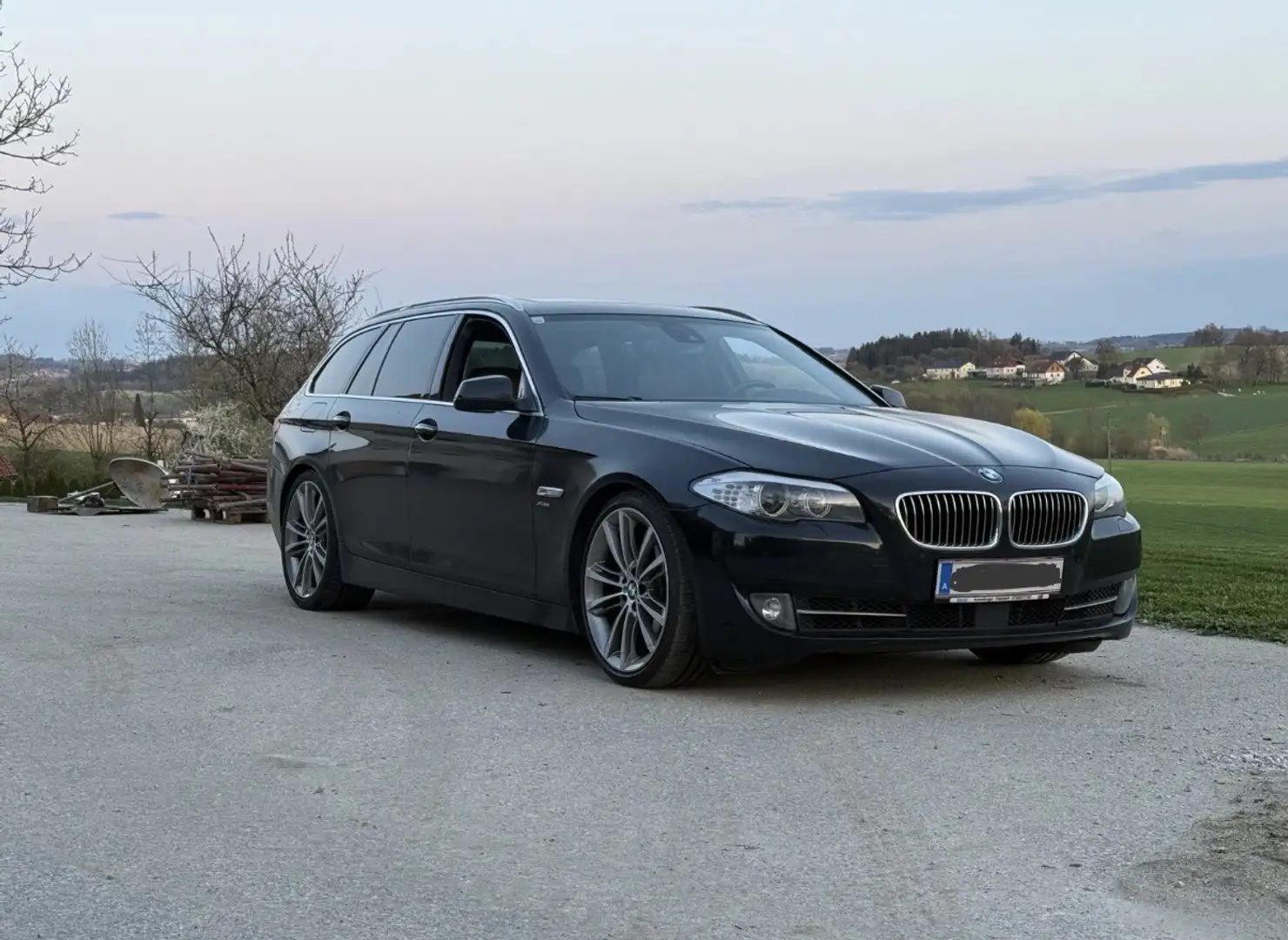 BMW 535 535d xDrive Touring Österreich-Paket Aut. - 1