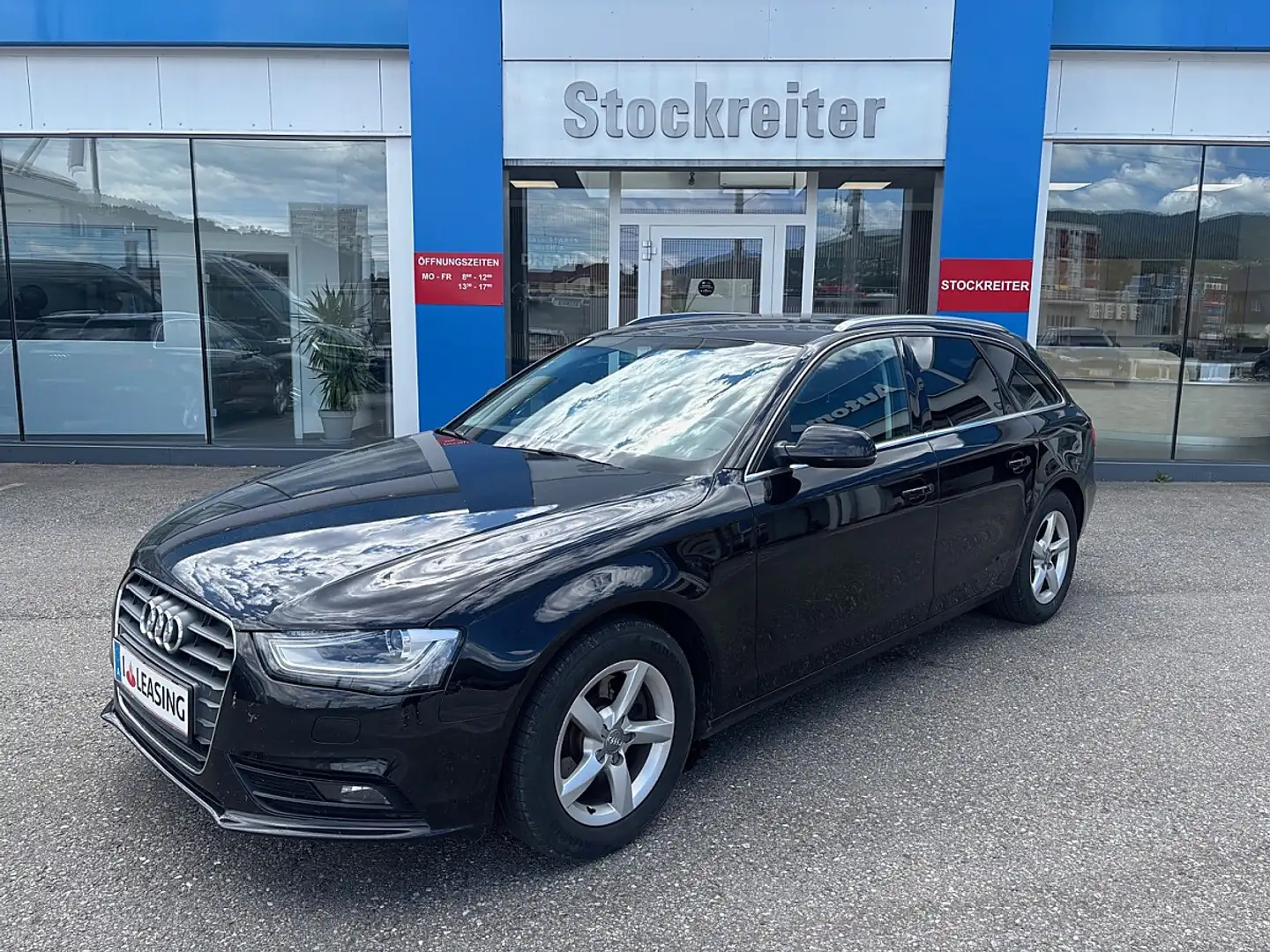 Audi A4 Avant 2,0 TDI Style*AHK*PDC*Xenon* Schwarz - 1