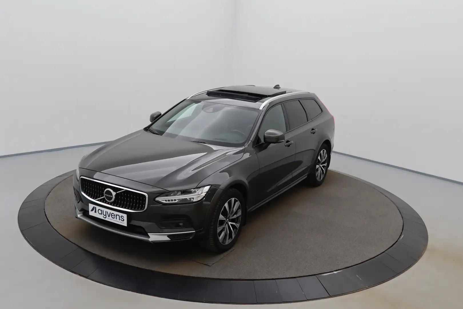 Volvo V90 Cross Country 2.0 B4 4WD Geartr. Pro Inscription Luxe LEDER/CUIR Gris - 1