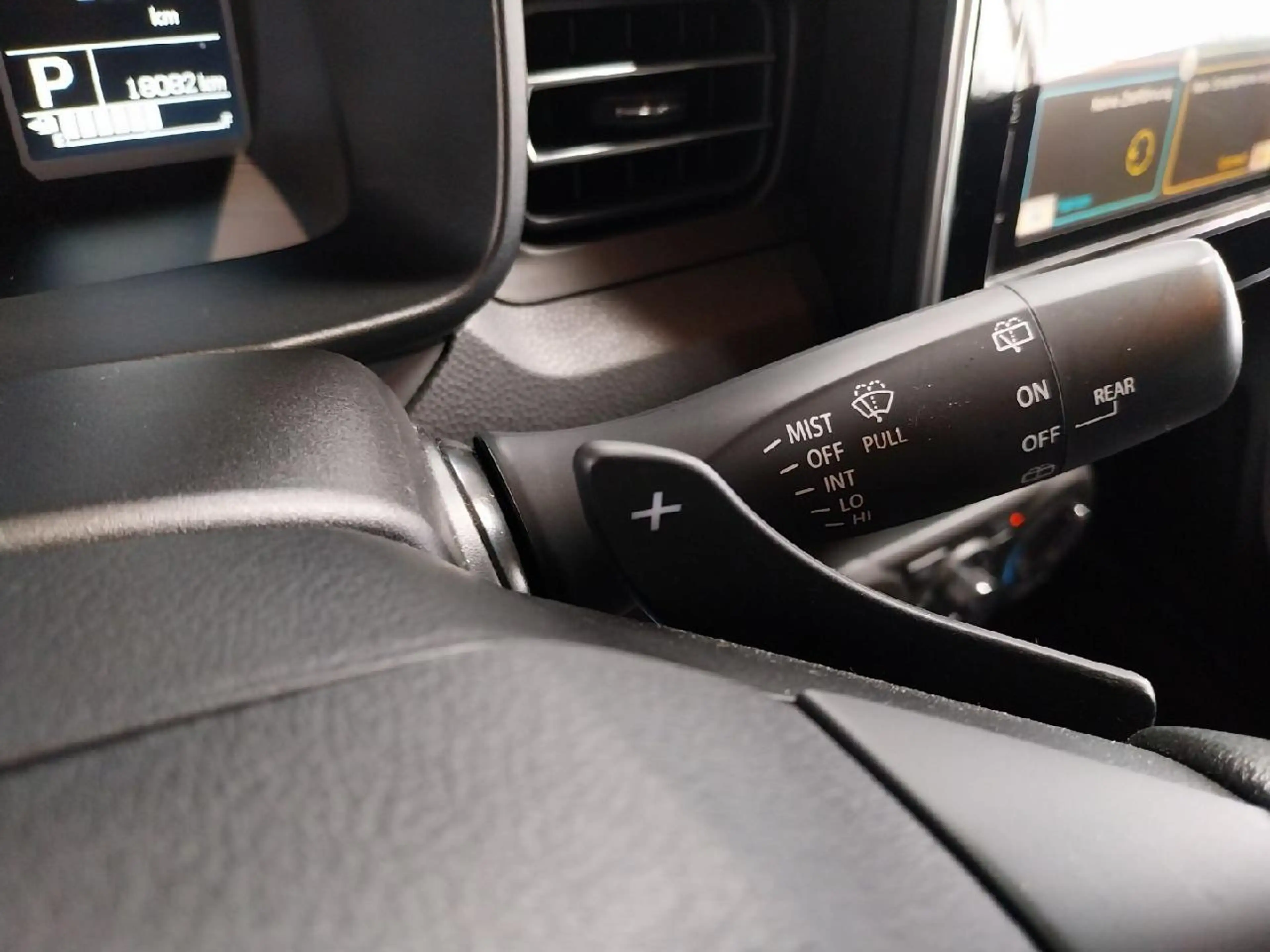 Suzuki Ignis Comfort Automatik Kam SHZ Navi PDC — photo 15