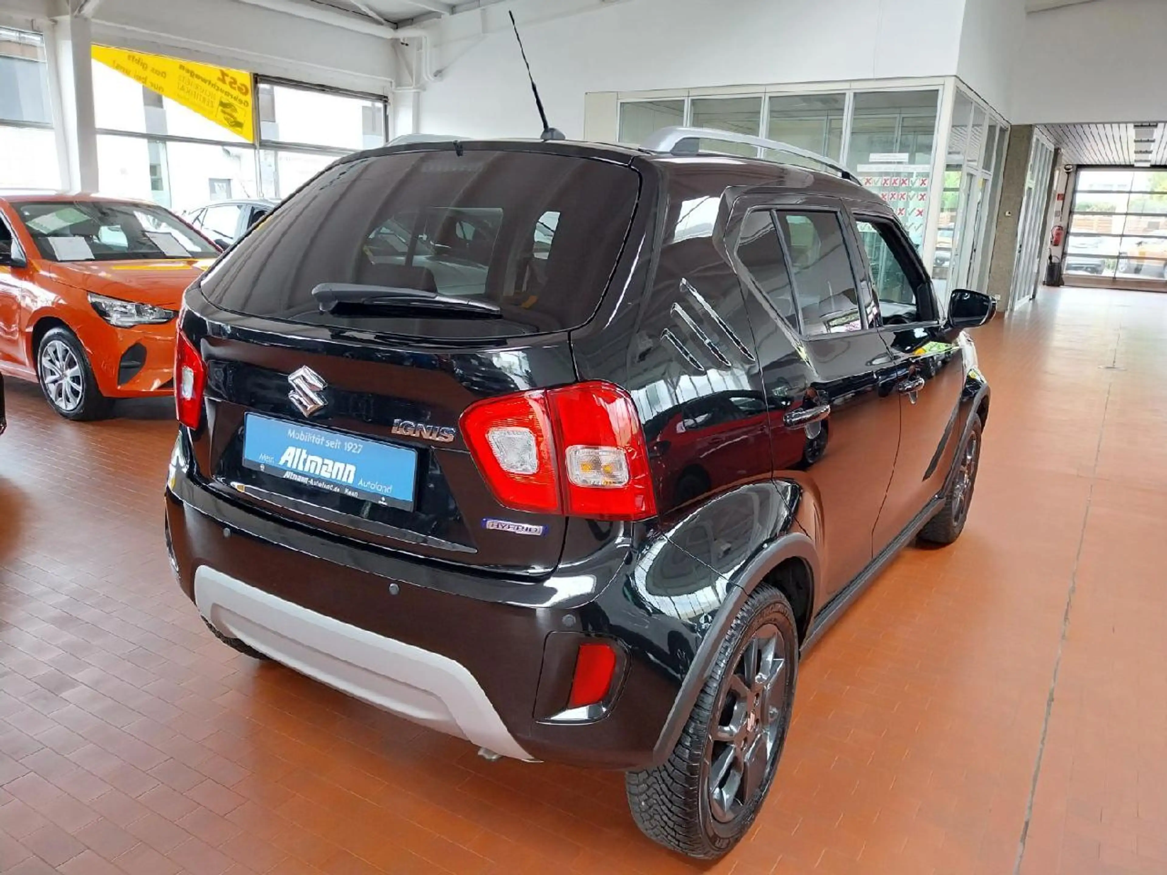 Suzuki Ignis Comfort Automatik Kam SHZ Navi PDC — photo 5