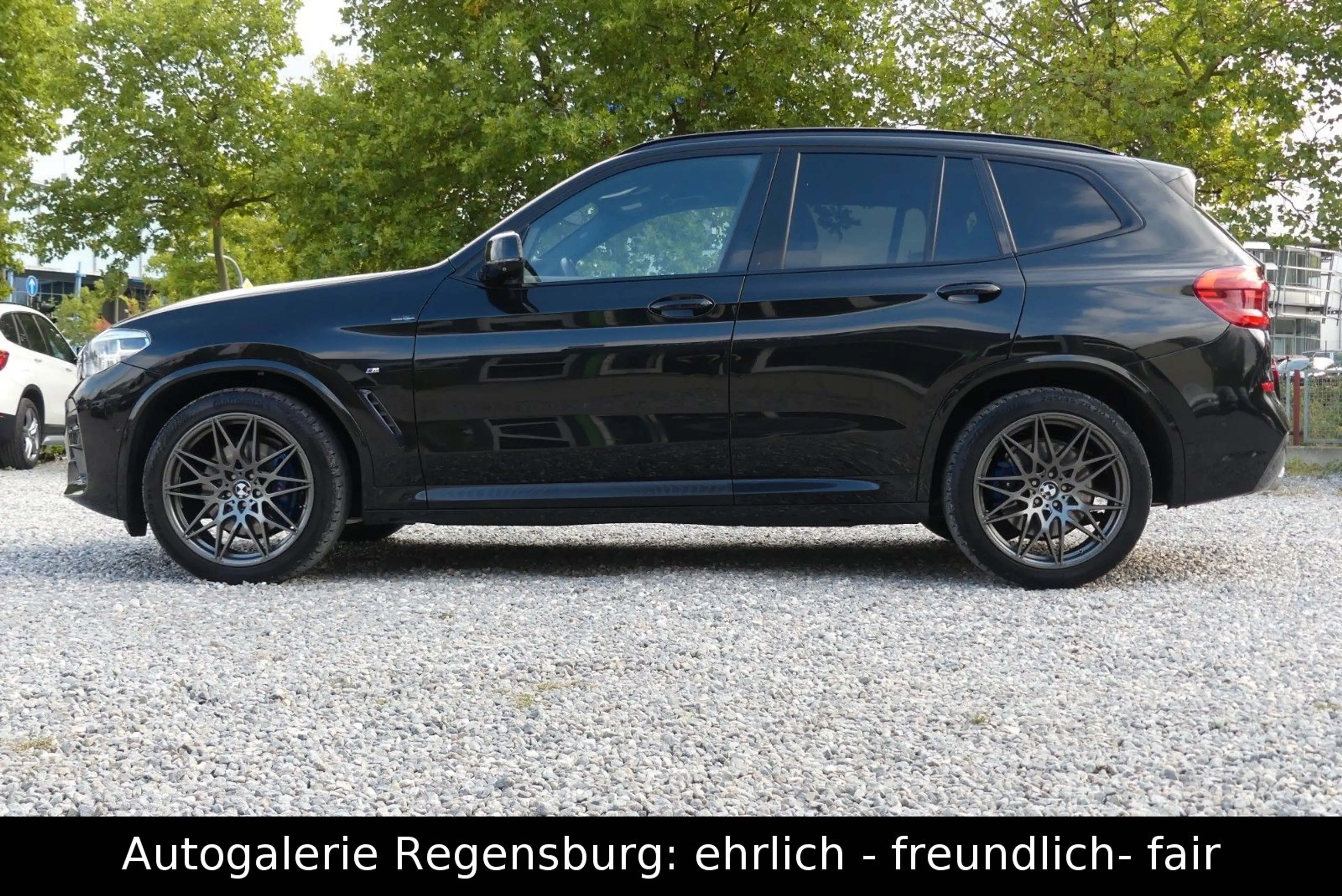 BMW X3 d xDrive*M-SPORT*PANO*360°KAM*AHK*HUD*SOUND-SY — photo 4