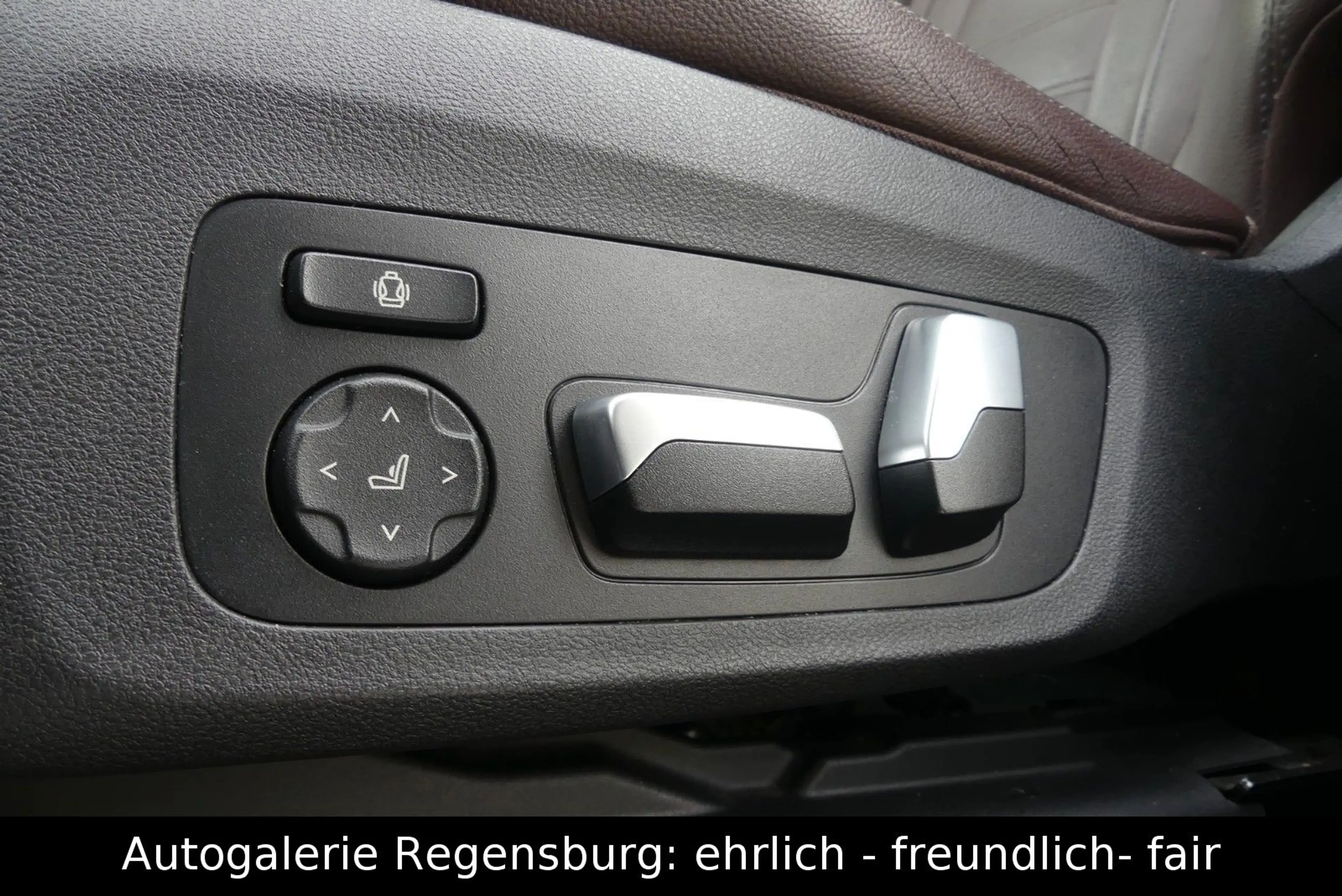 BMW X3 d xDrive*M-SPORT*PANO*360°KAM*AHK*HUD*SOUND-SY — photo 29