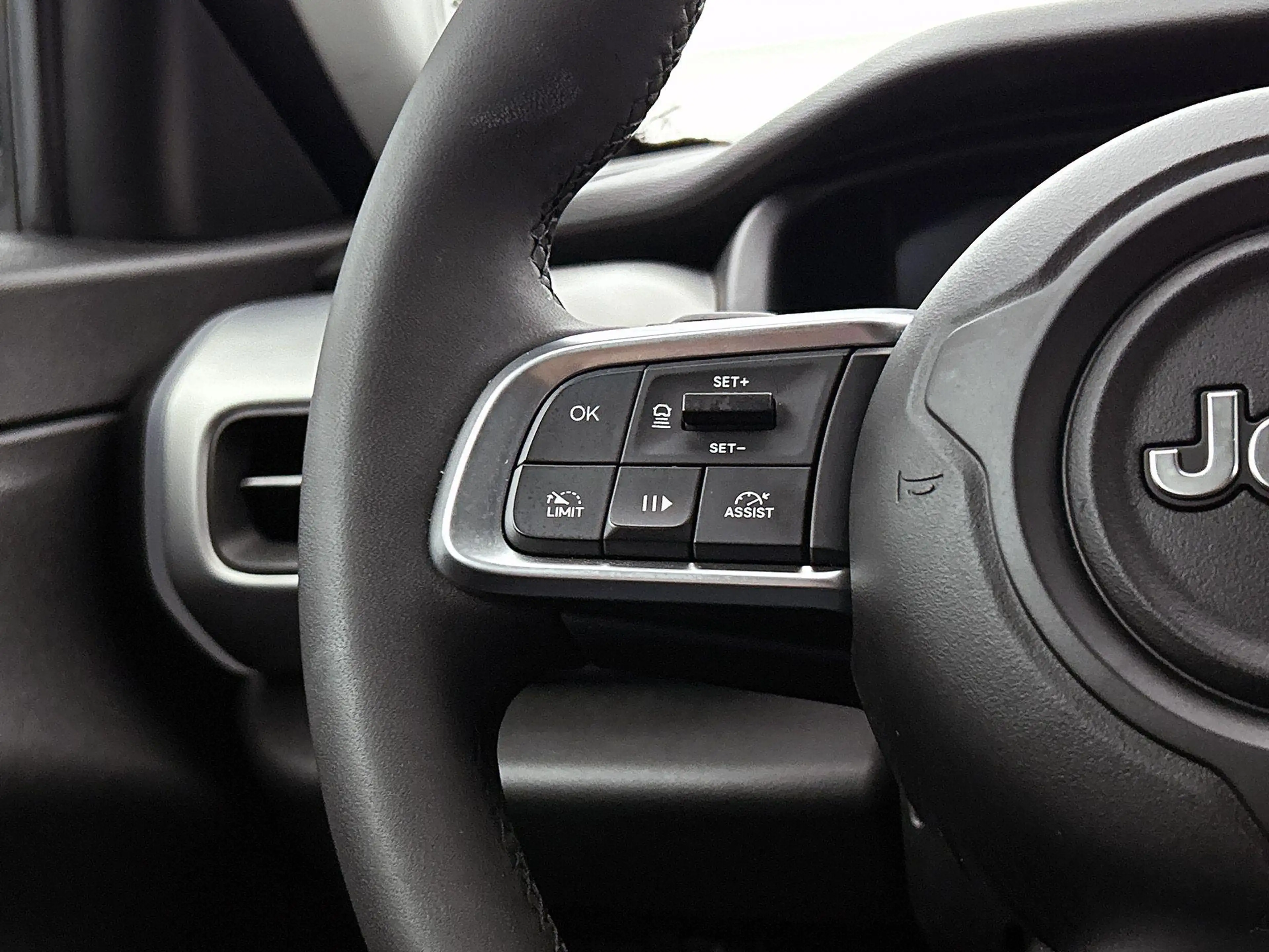 Jeep Avenger 1.2 110pk e-Hybrid Altitude Automaat | 1ste Eigena — photo 15