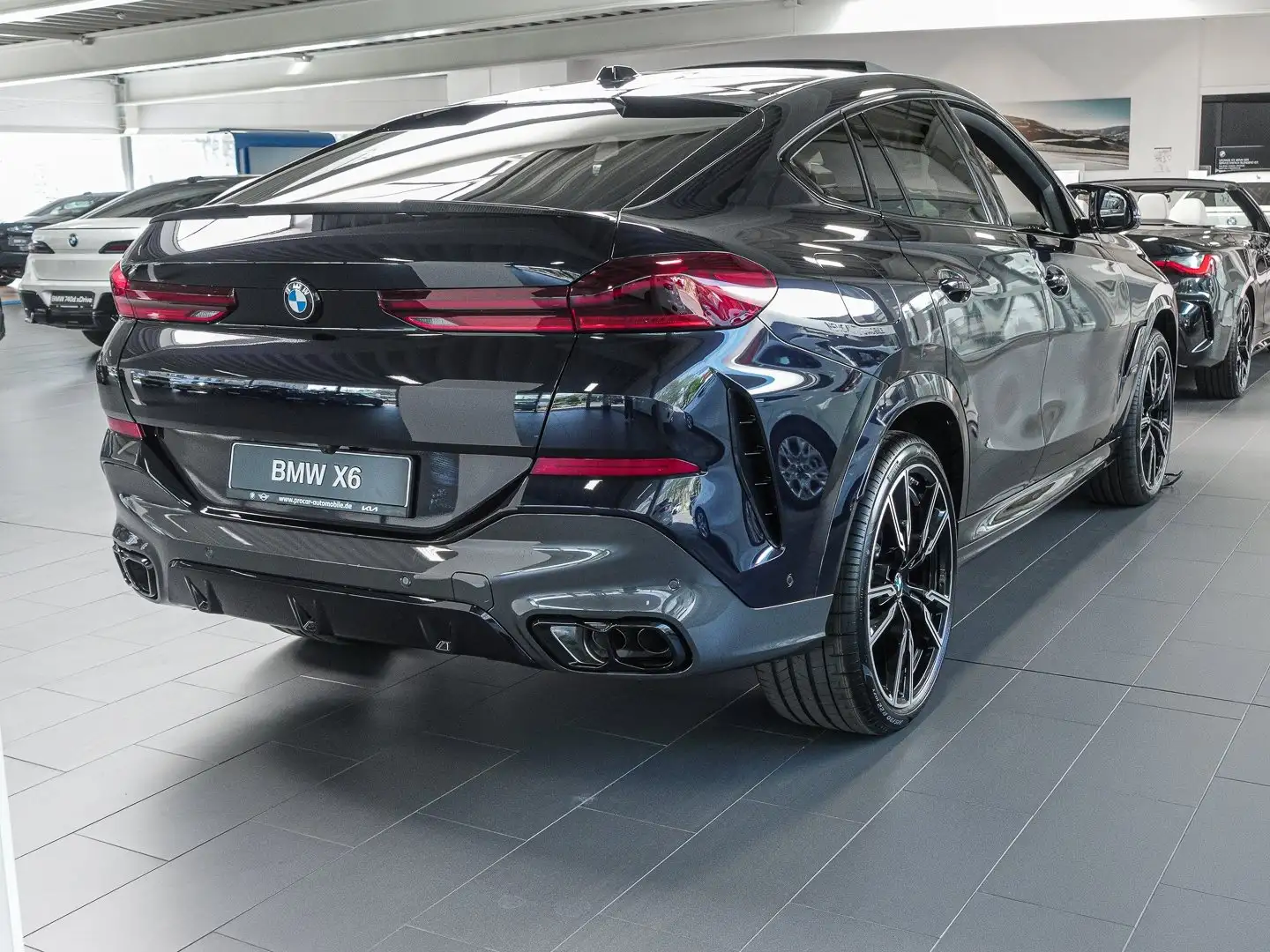 BMW X6 M60i xDrive M-SportpaketPro TravelPaket Innovation Noir - 2