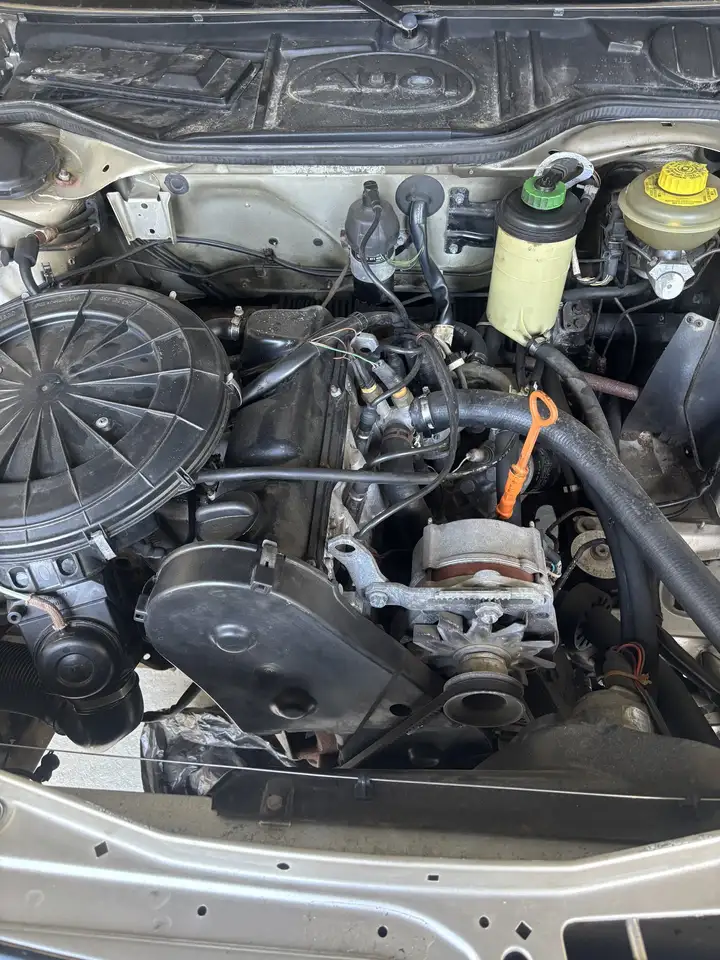 Audi 100, foto 4