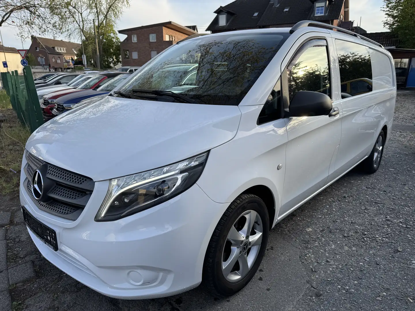 Mercedes-Benz Vito 119 CDI (BlueTEC) Lang Mixto Led Navi Standheizung White - 1