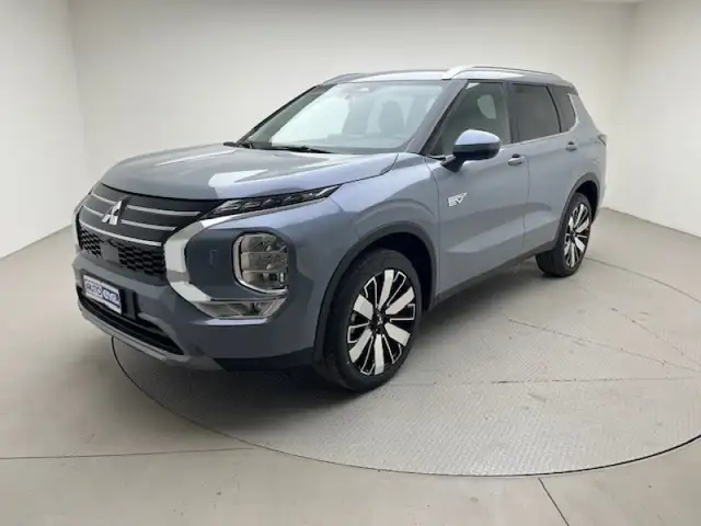 Mitsubishi Outlander 2.4 Plug in Hybrid Intro Editon 4WD