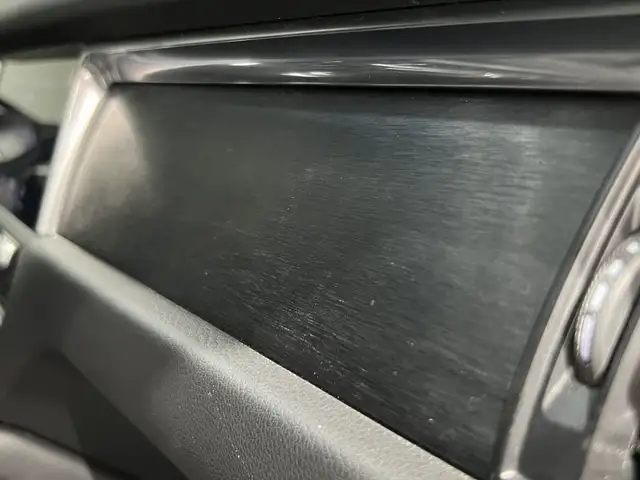 Porsche Macan view 26