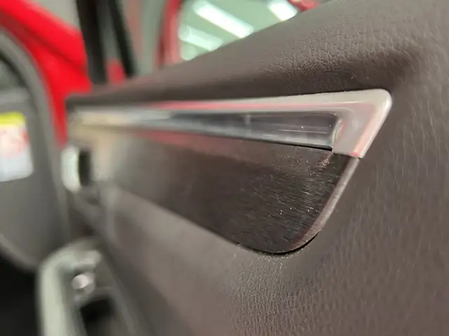 Porsche Macan view 27