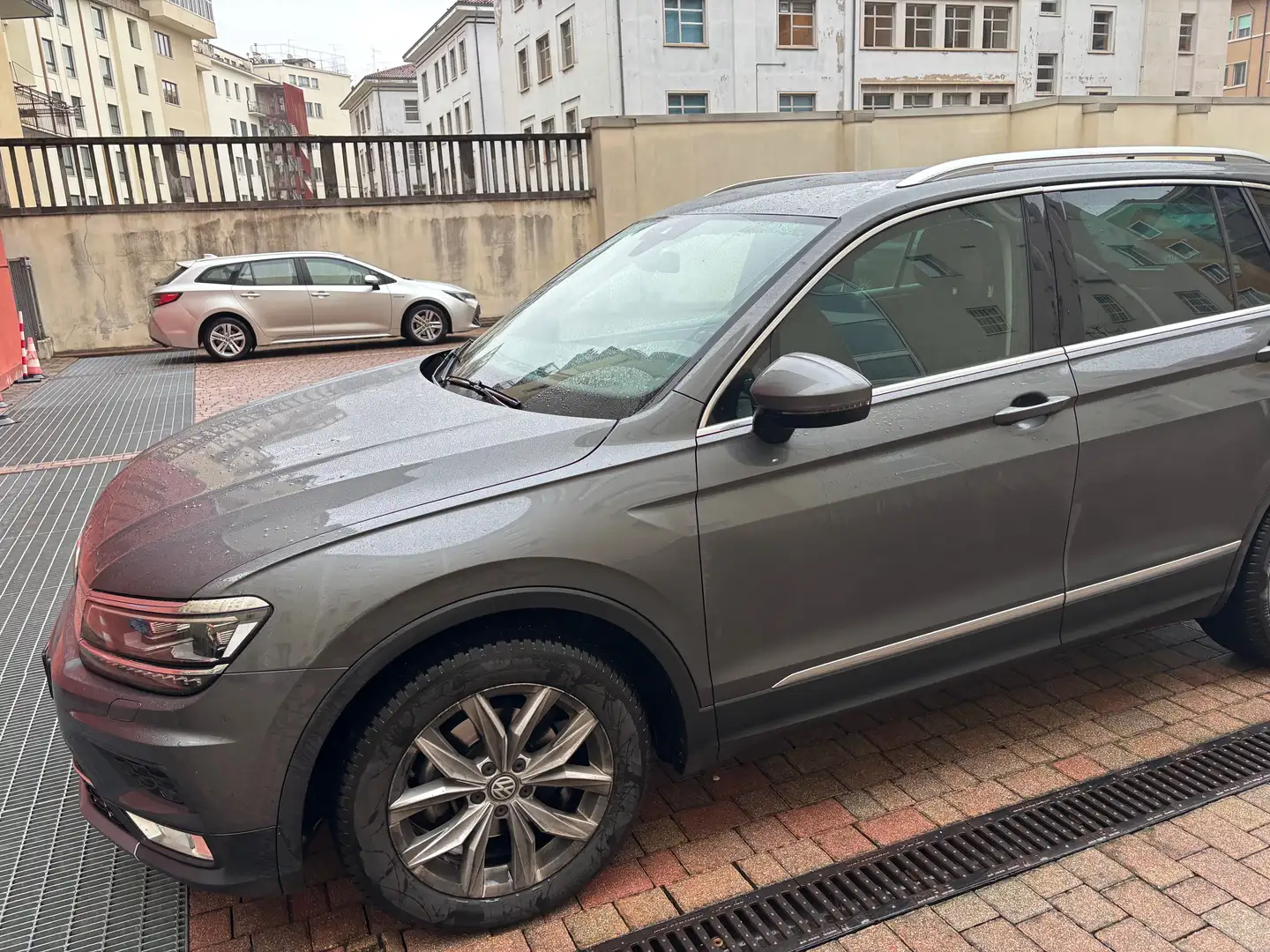 Volkswagen Tiguan Tiguan II 2016 2.0 tdi Executive 150cv dsg - 1