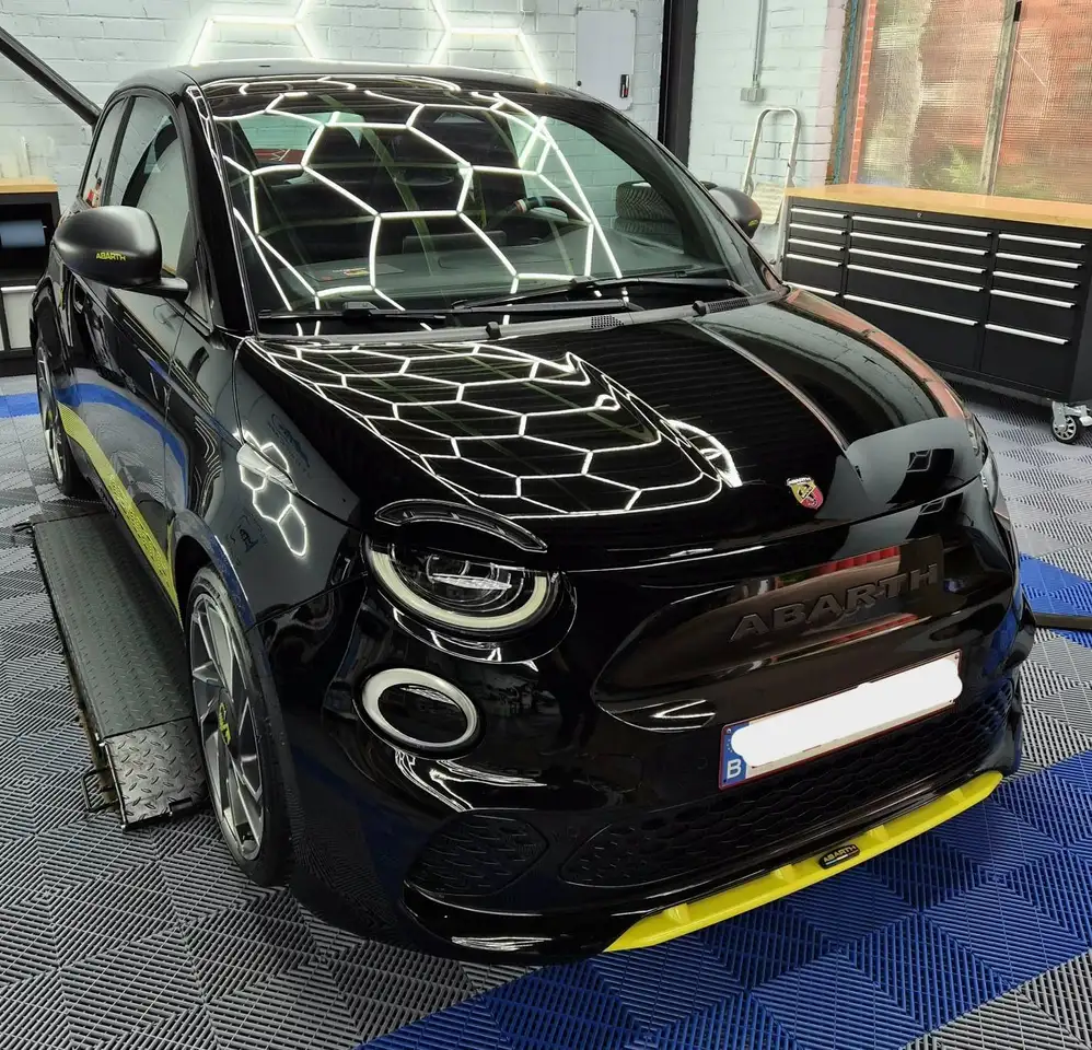 Abarth 500e 2024
