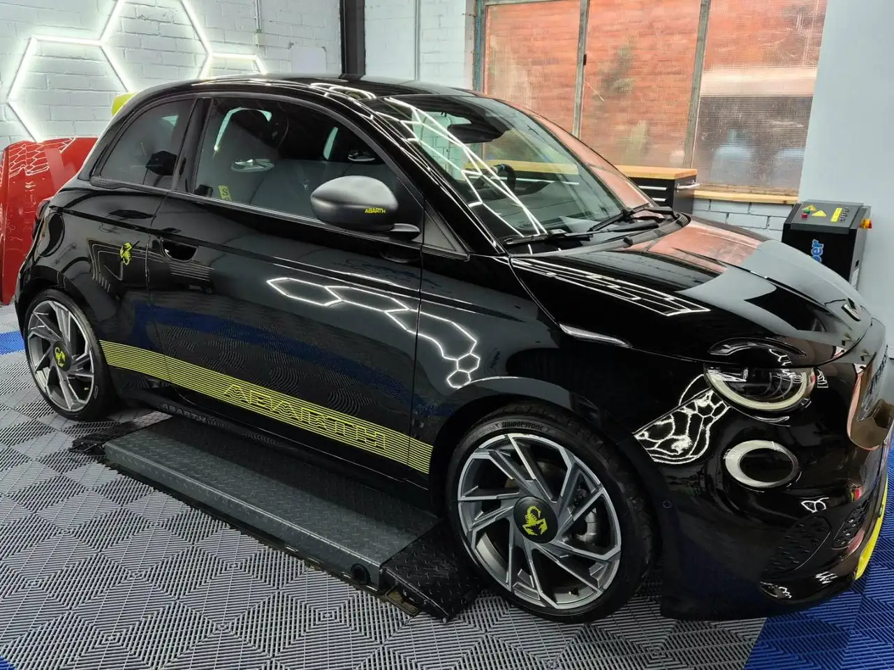 Abarth 500e 2024