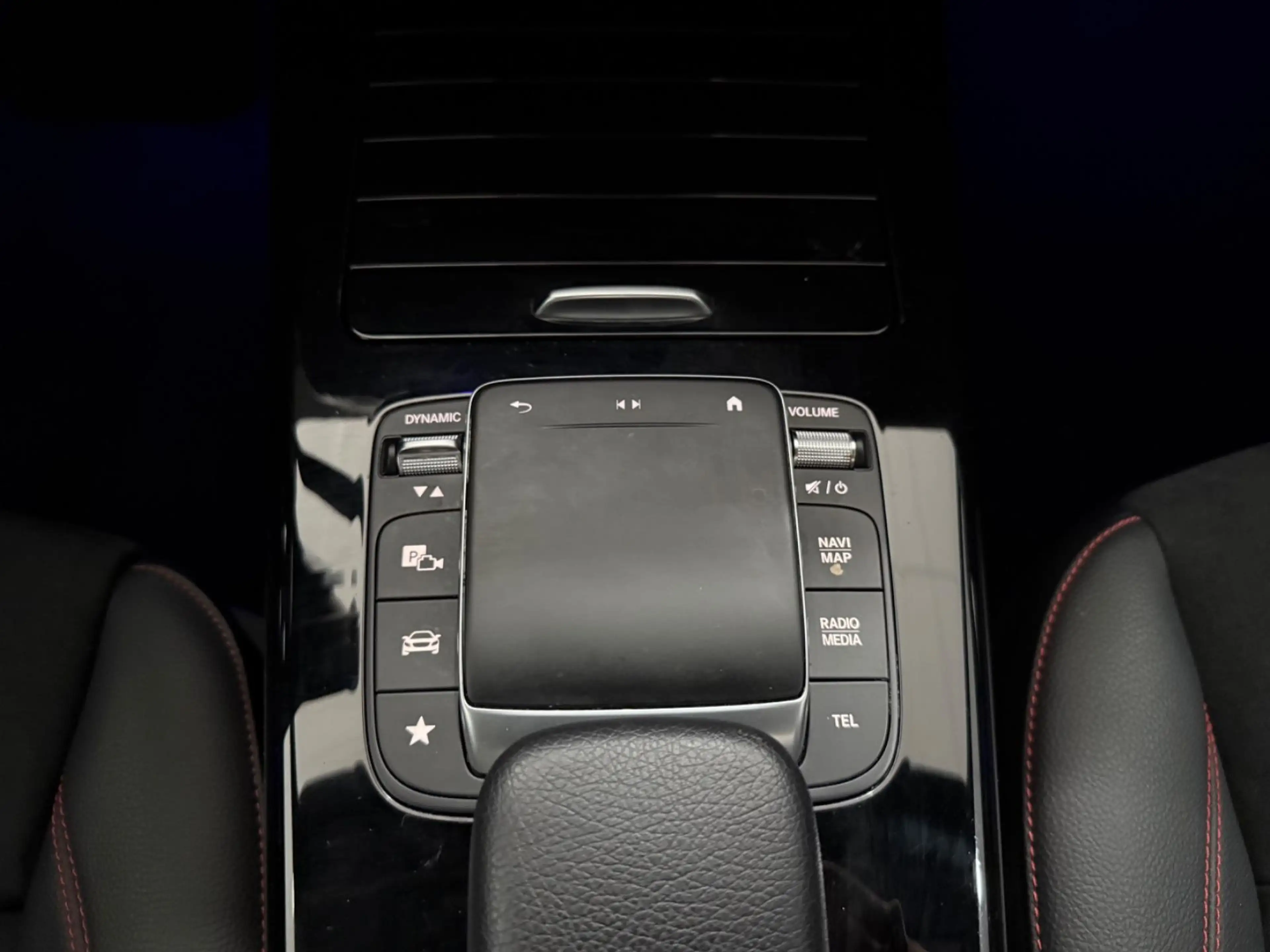 Mercedes-Benz CLA 180 Coupe*AMG-LINE*MBEAM*KAMERA*AMBIENTE* — photo 12