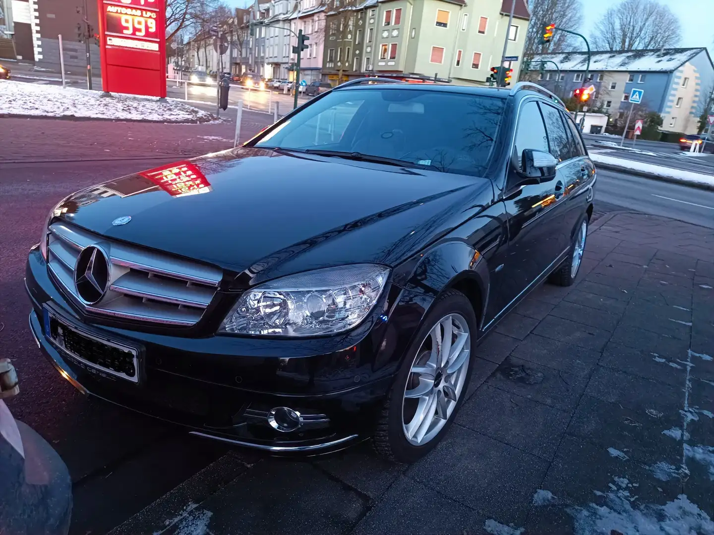 Mercedes-Benz C 230 T Avantgarde - 1