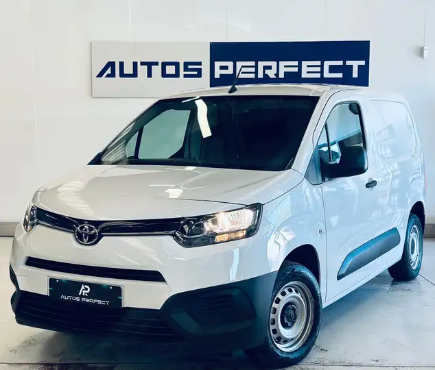 Toyota Proace City 1.2 *12.465km* GARANTIE JUSQU'A 2034 *ETAT NEUF*