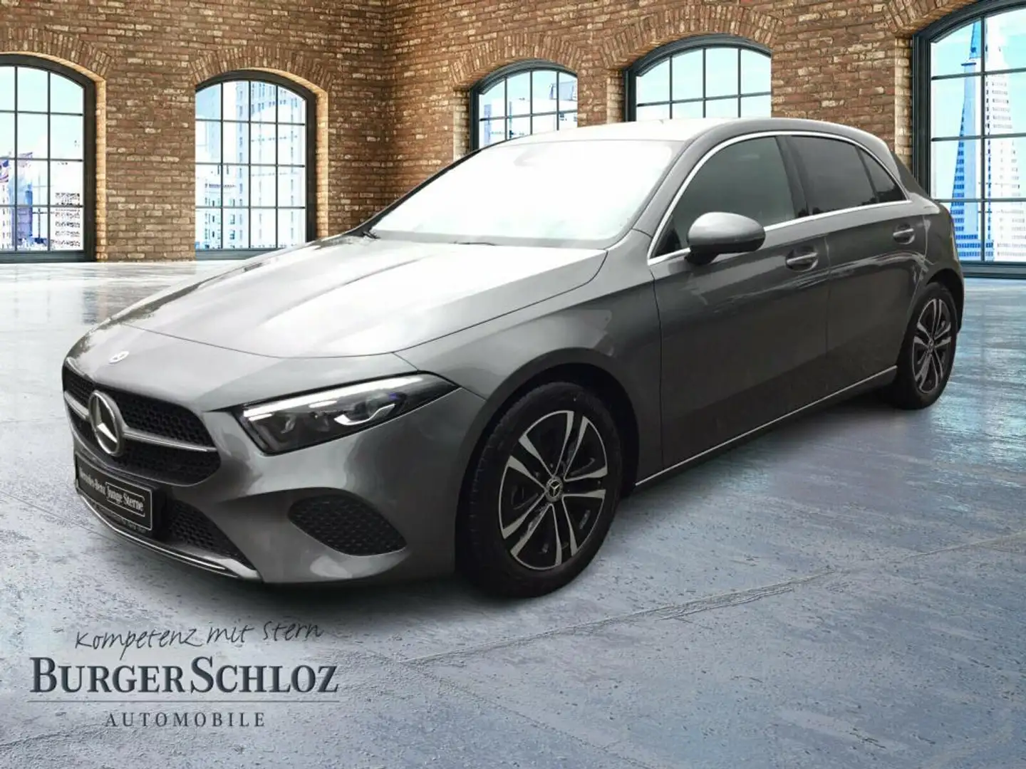 Mercedes-Benz A 180 progressive AHK AUT DynLicht Fernlichtass. Grau - 1