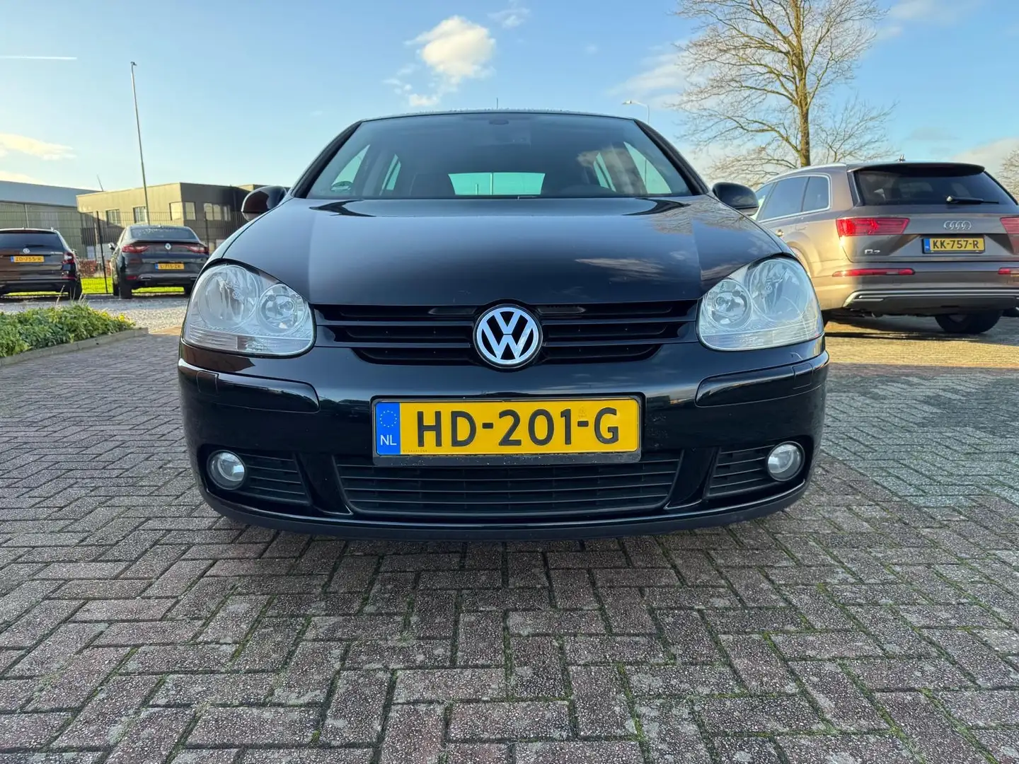 Volkswagen Golf 1.4 TSI Trendline Zwart - 1