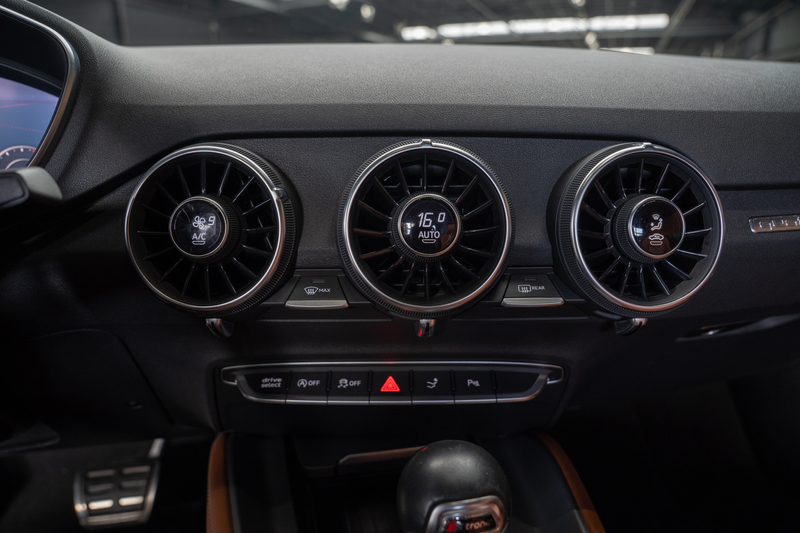 Audi TT Roadster 45 TFSI quattro Pro Line S Competition B& — photo 23