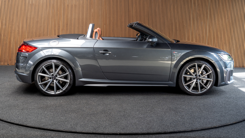 Audi TT Roadster 45 TFSI quattro Pro Line S Competition B& — photo 12