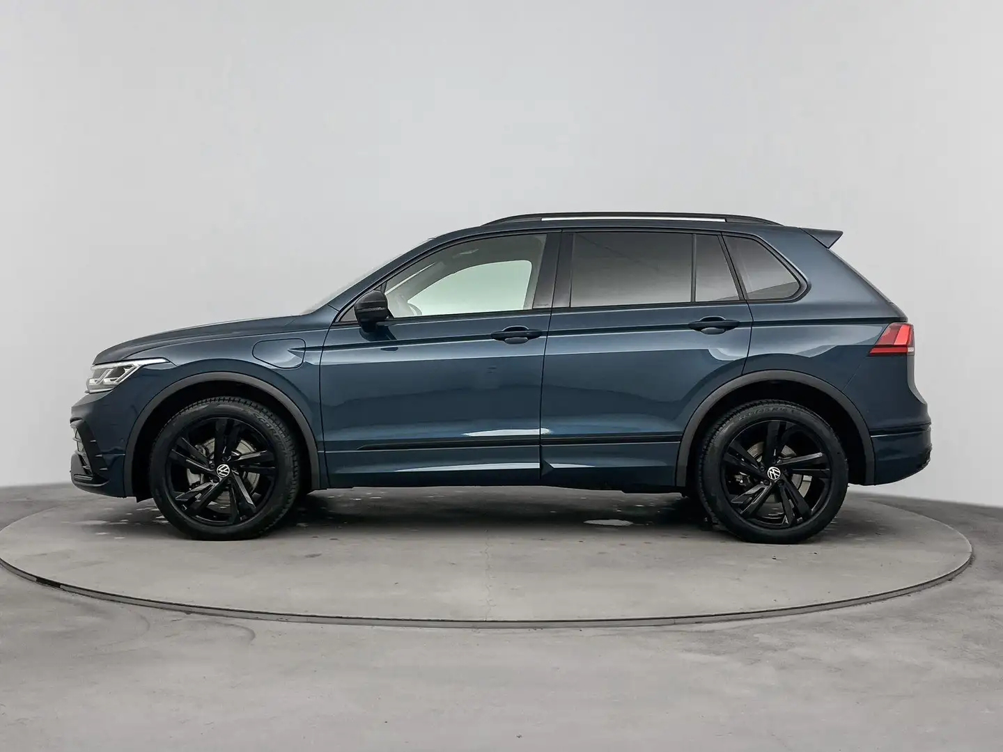 Volkswagen Tiguan 1.4 TSI eHybrid R-Line Business+ | Automaat | PANO Blauw - 2