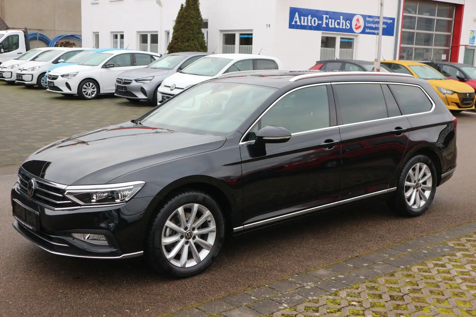Volkswagen Passat 2.0 TDI DSG Variant Elegance Panoramadach Noir - 1