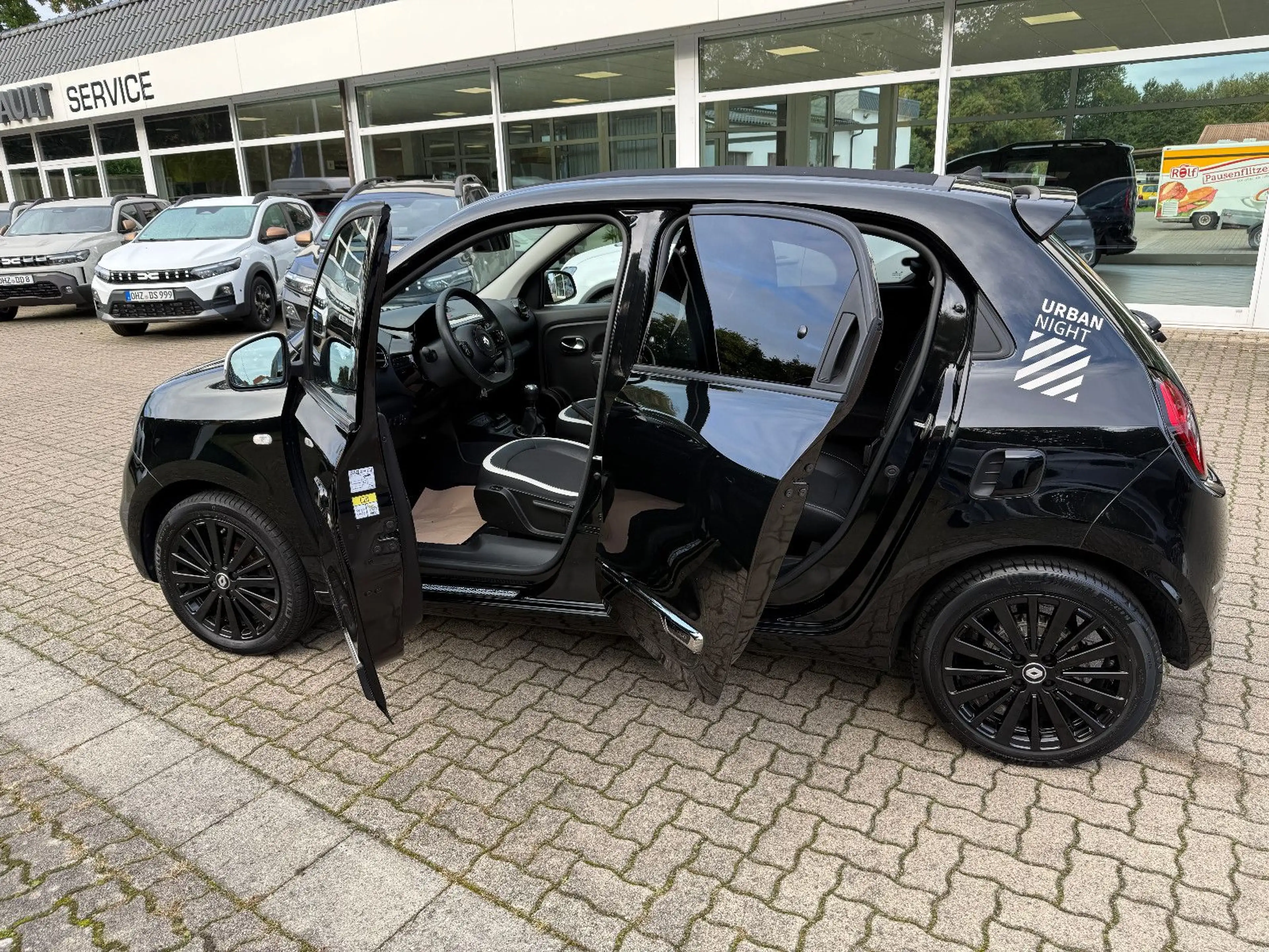Renault Twingo UrbanNight Faltdach/Navi/Klima/PDC/Kamera — photo 10
