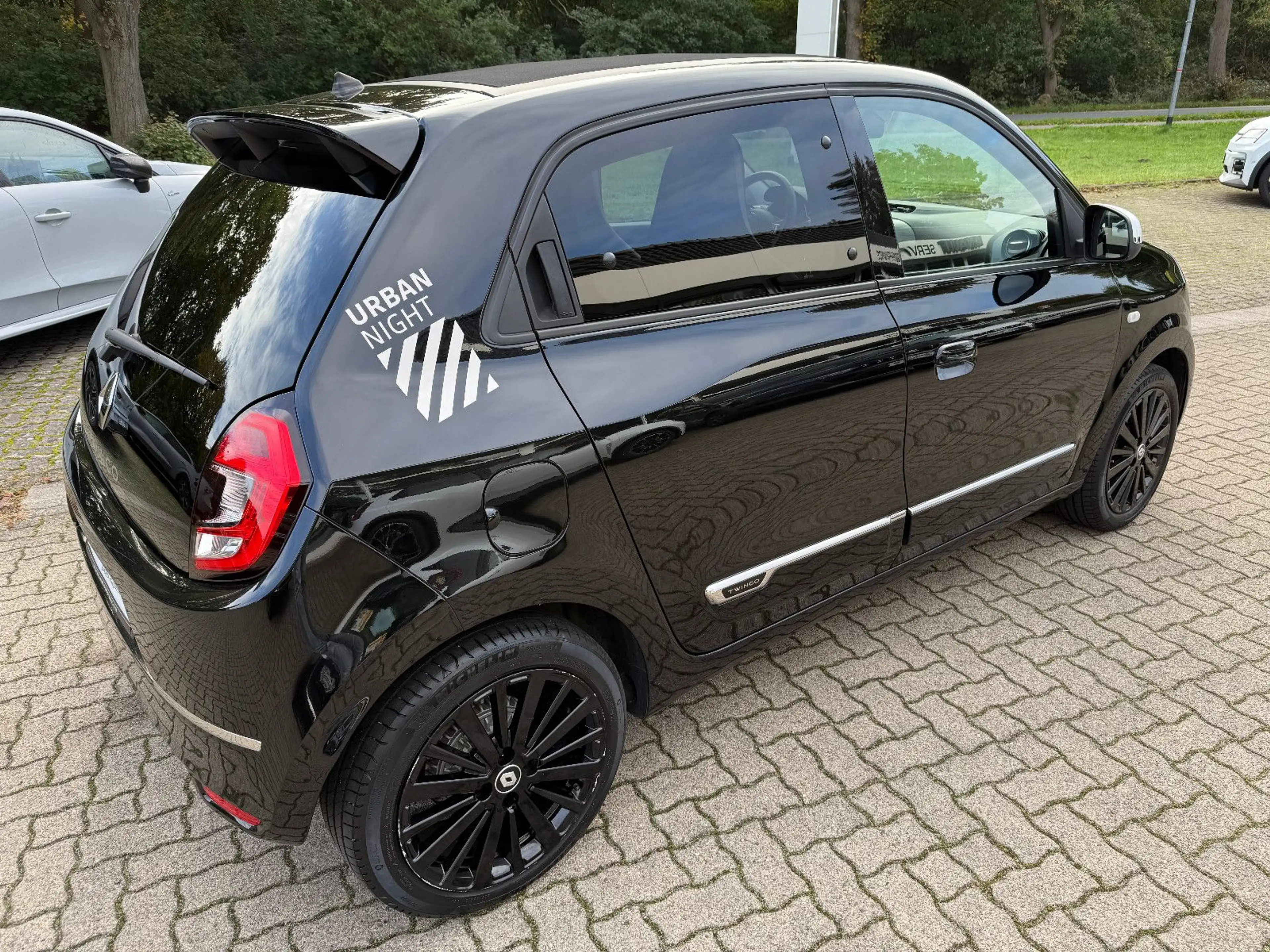 Renault Twingo UrbanNight Faltdach/Navi/Klima/PDC/Kamera — photo 6