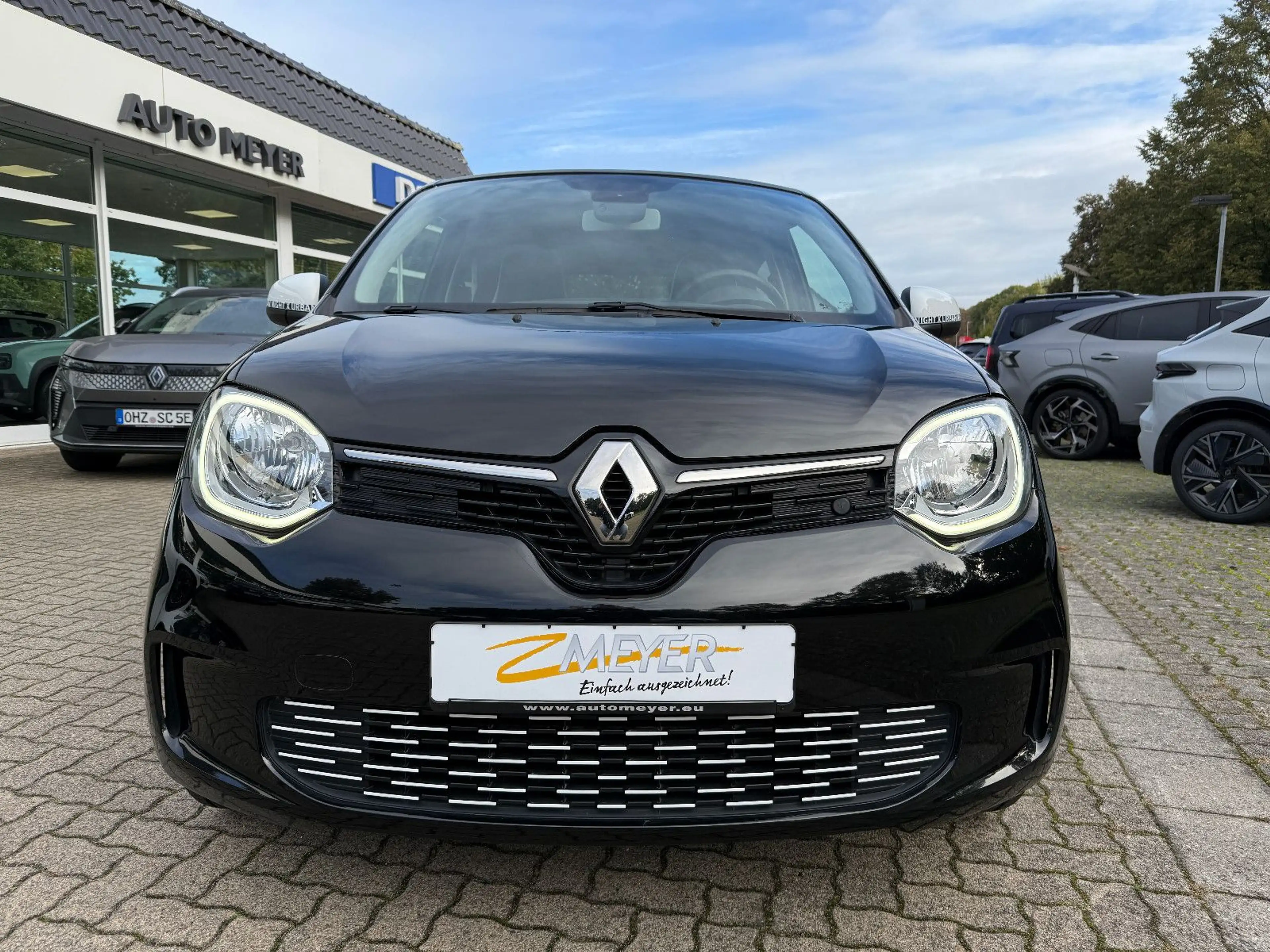 Renault Twingo UrbanNight Faltdach/Navi/Klima/PDC/Kamera — photo 2