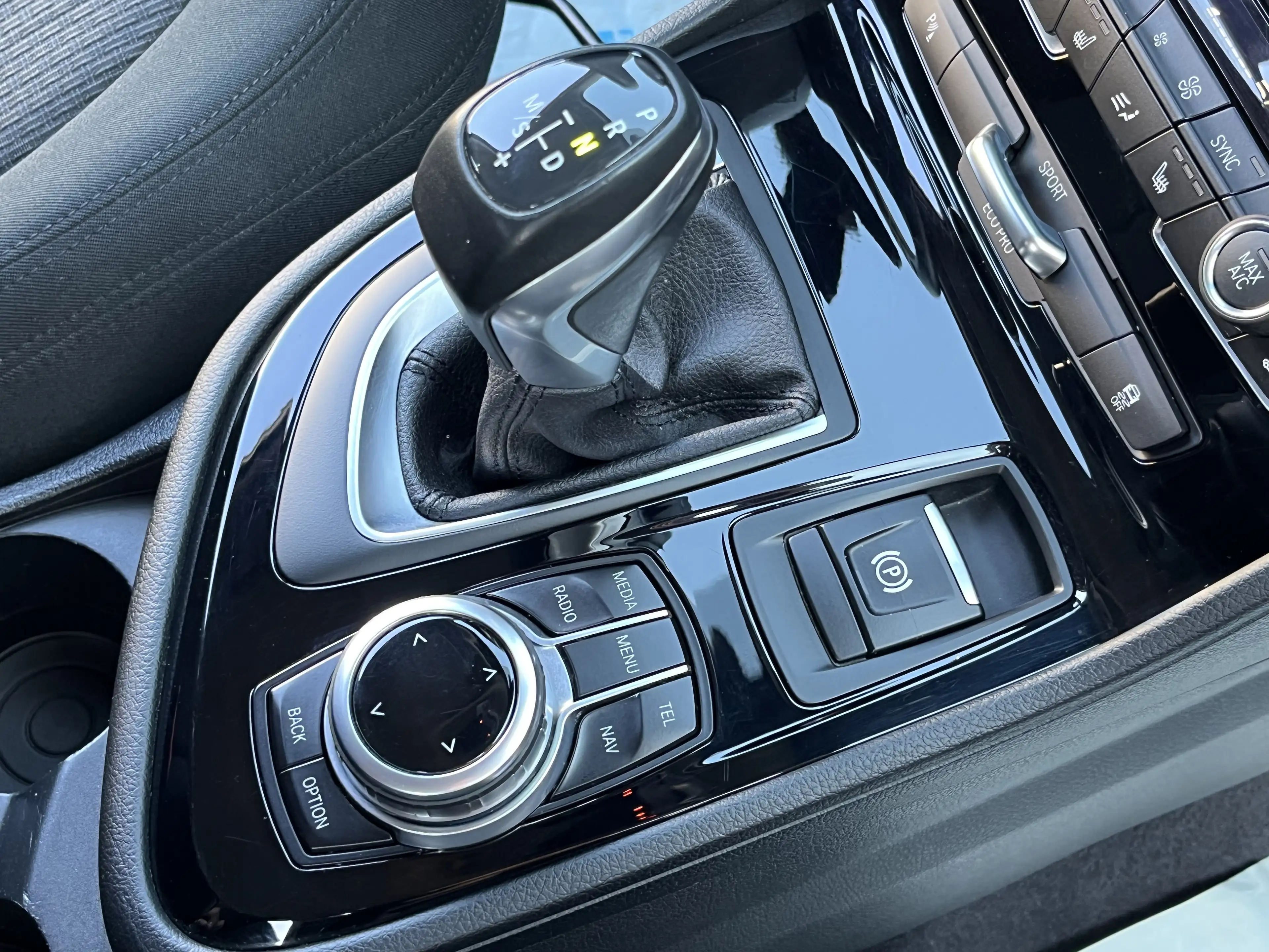 BMW 216 216d Gran Tourer 7-Sitzer Automatik / Kamera / LED — photo 12