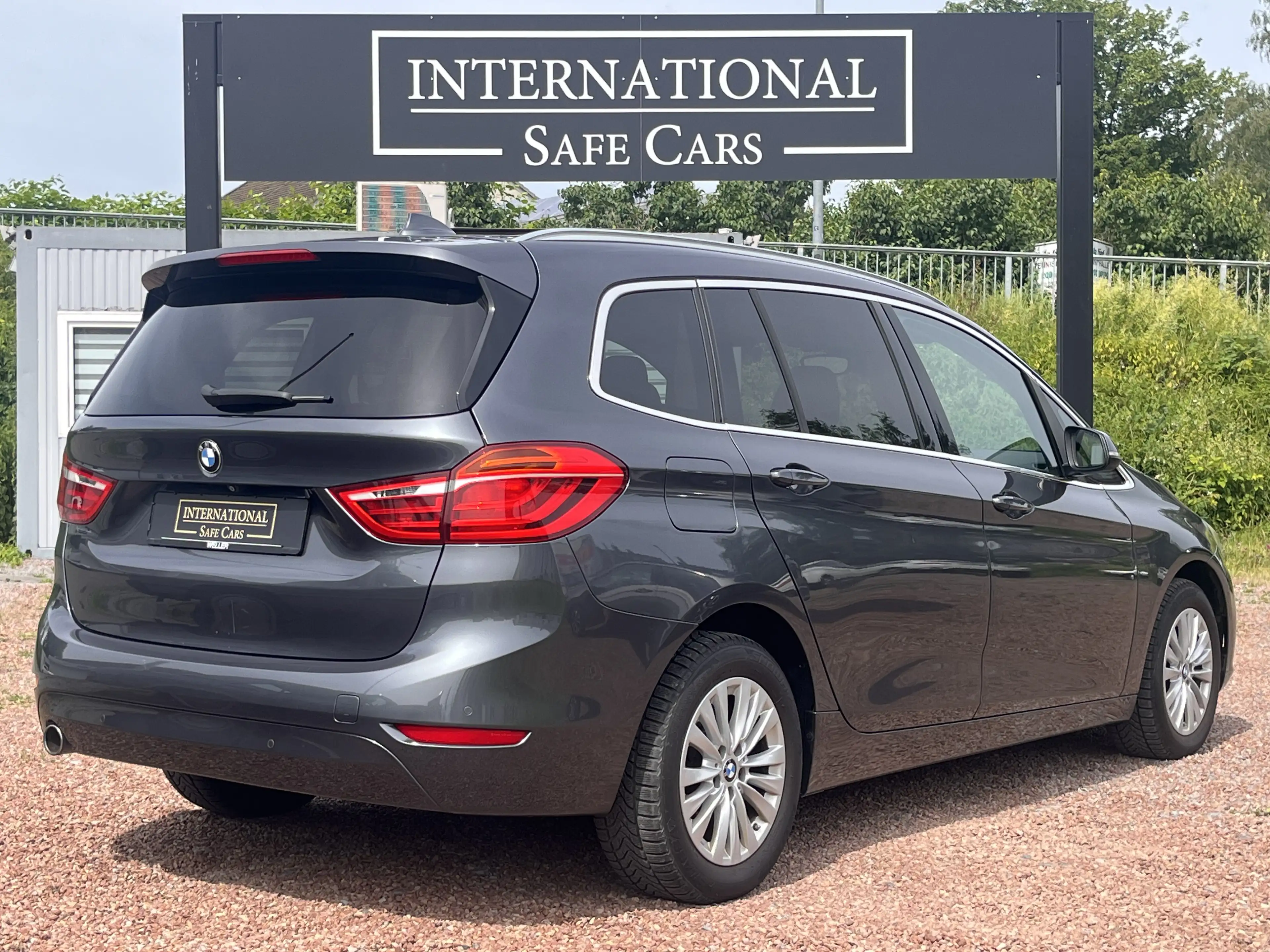 BMW 216 216d Gran Tourer 7-Sitzer Automatik / Kamera / LED — photo 4
