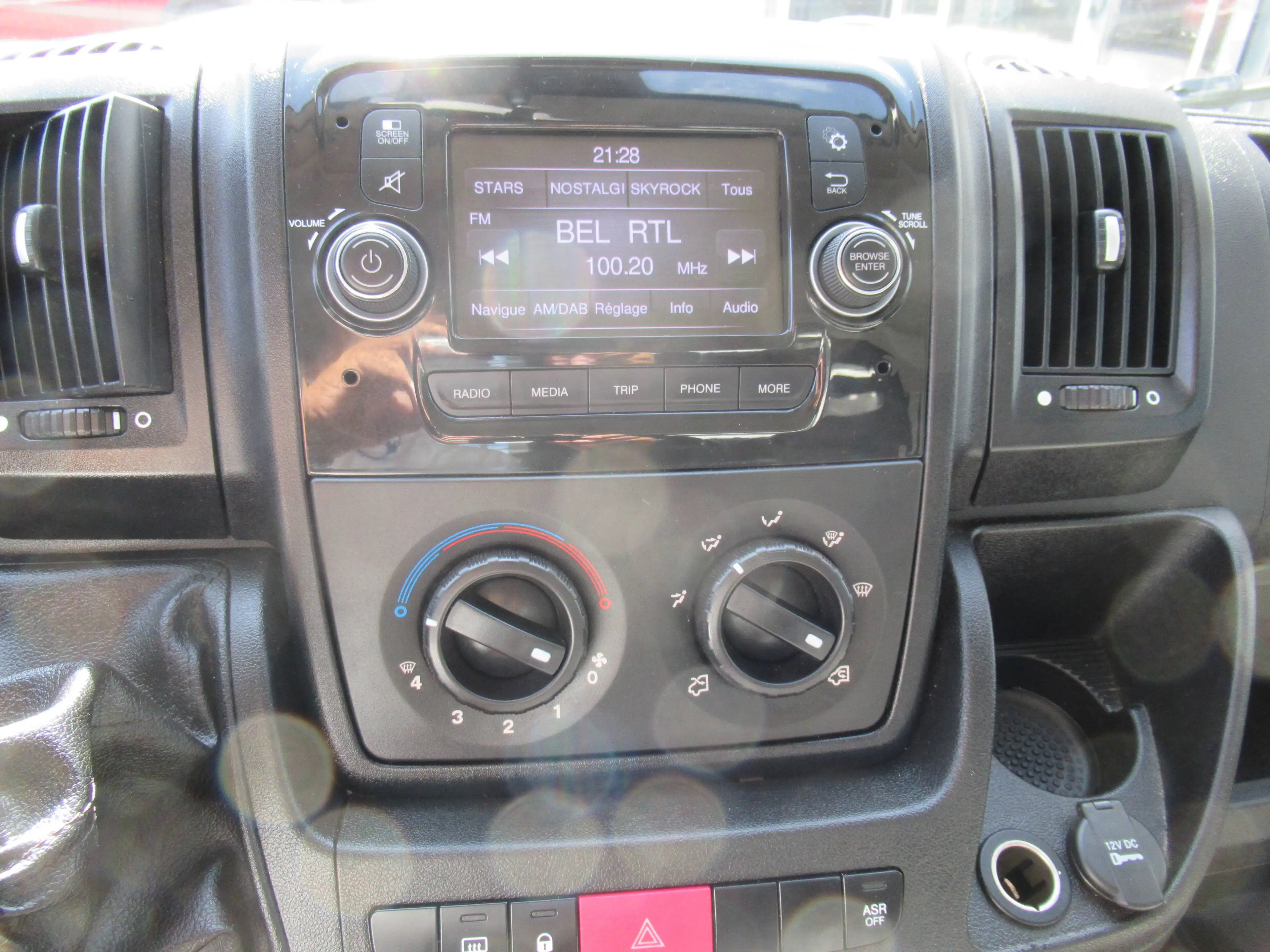 Peugeot Boxer BENNE BASCULANTE 17300€+TVA/BTW — photo 9