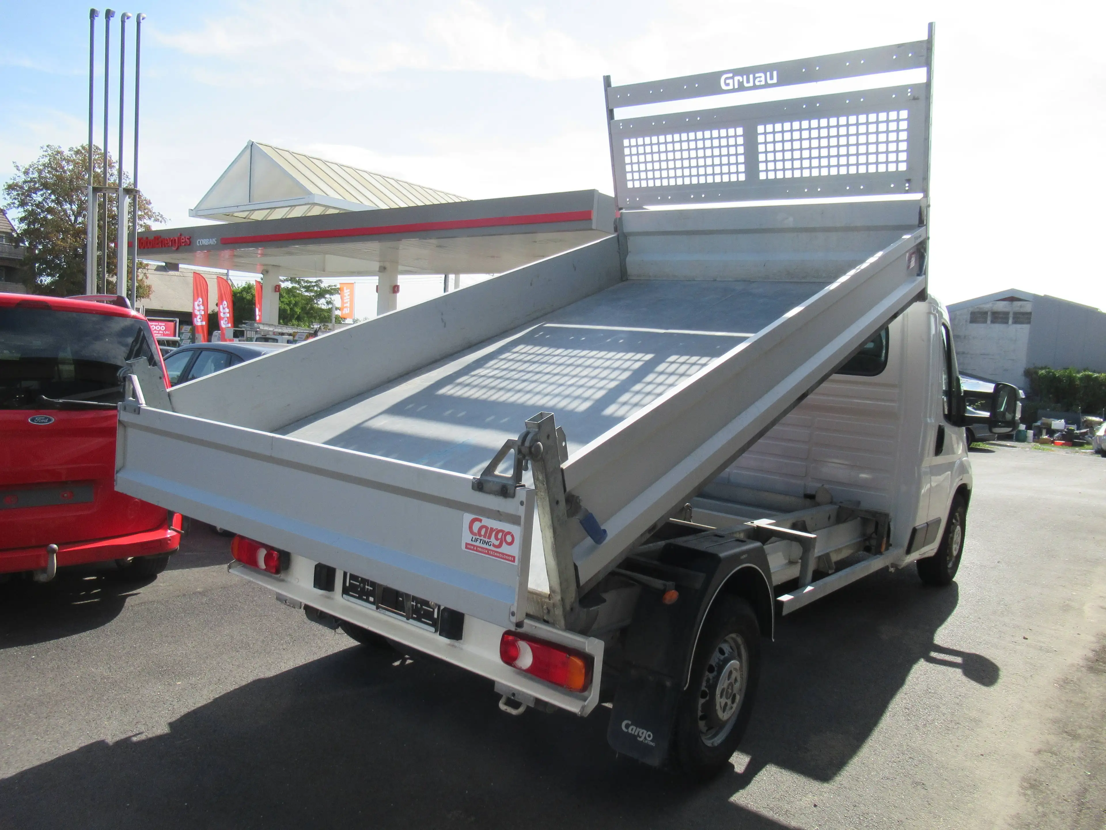 Peugeot Boxer BENNE BASCULANTE 17300€+TVA/BTW — photo 2