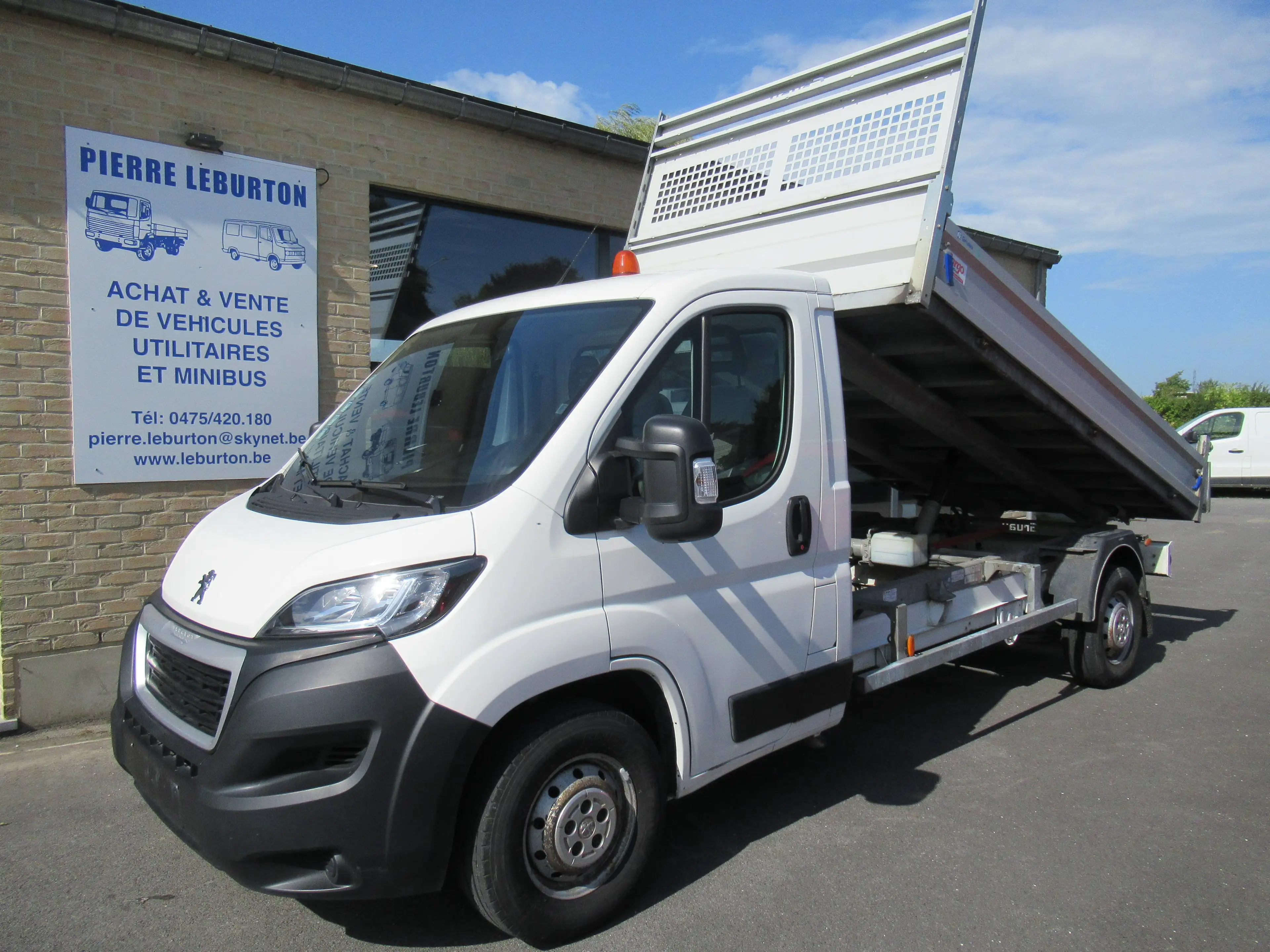 Peugeot Boxer BENNE BASCULANTE 17300€+TVA/BTW